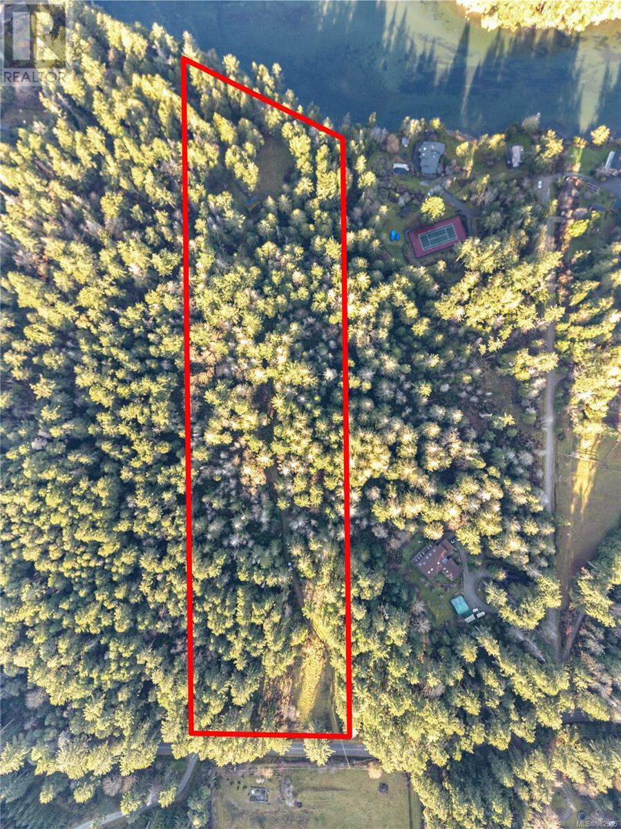 808 Rainbow Rd, Salt Spring