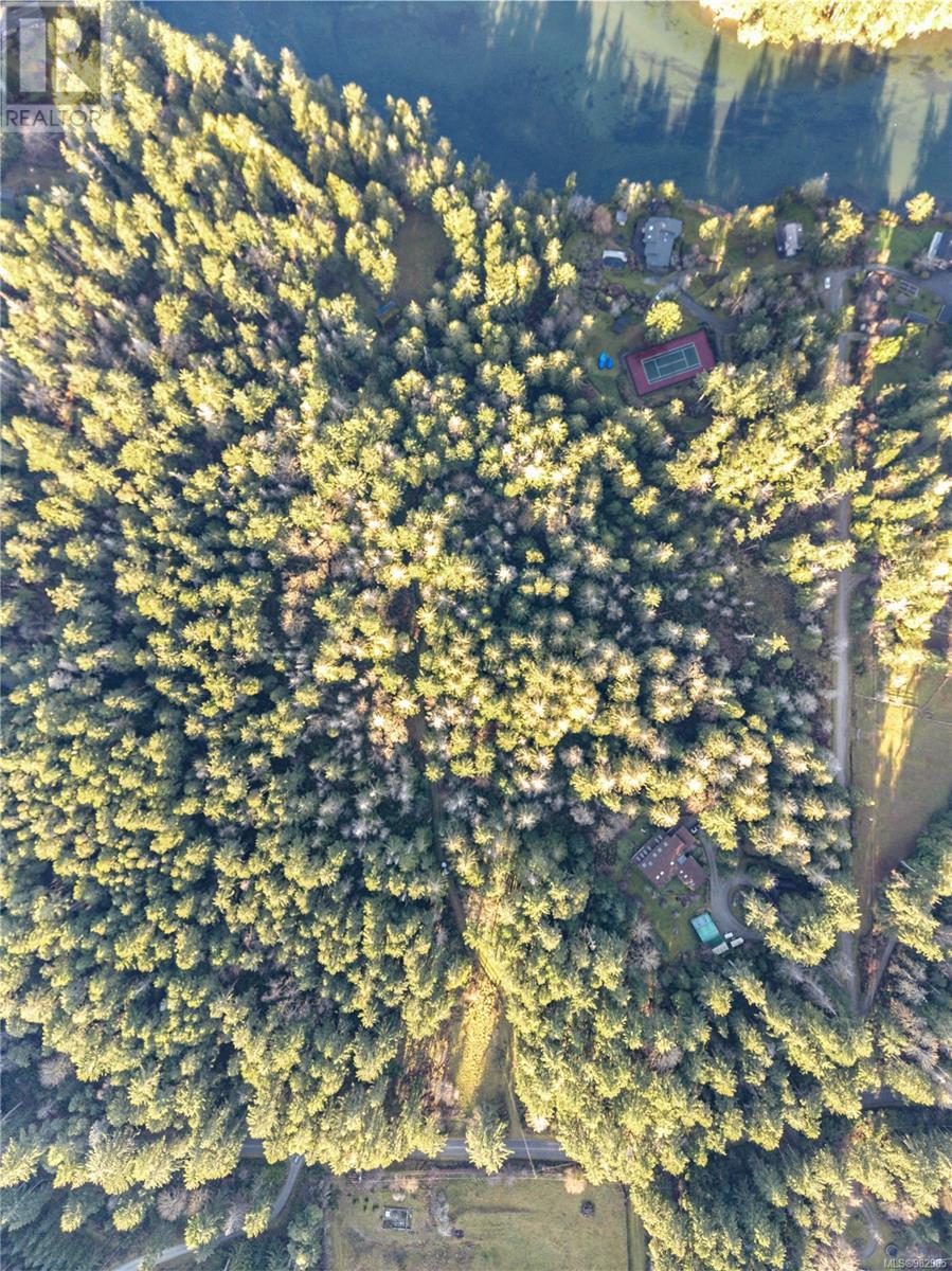 808 Rainbow Rd, Salt Spring