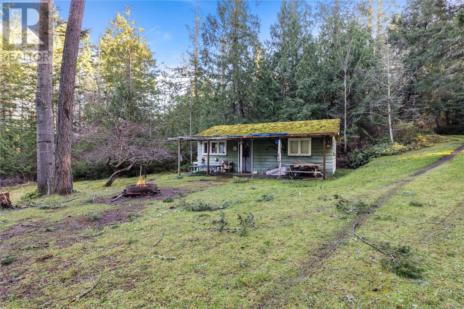 808 Rainbow Rd, Salt Spring
