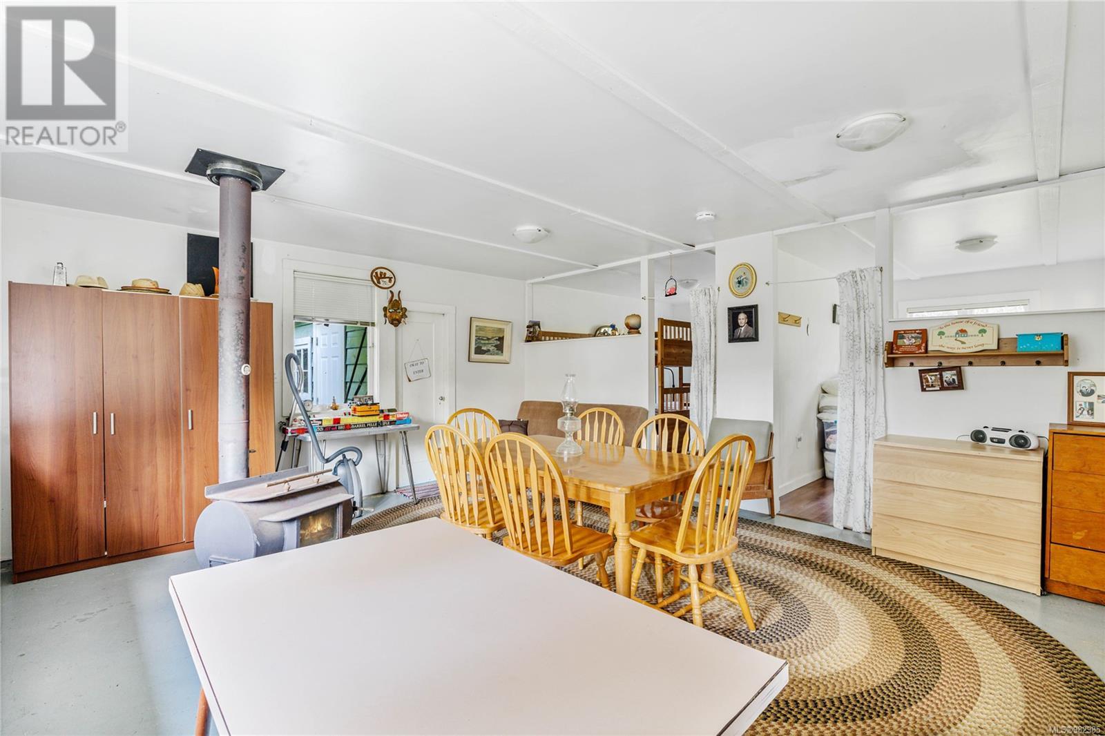 808 Rainbow Rd, Salt Spring