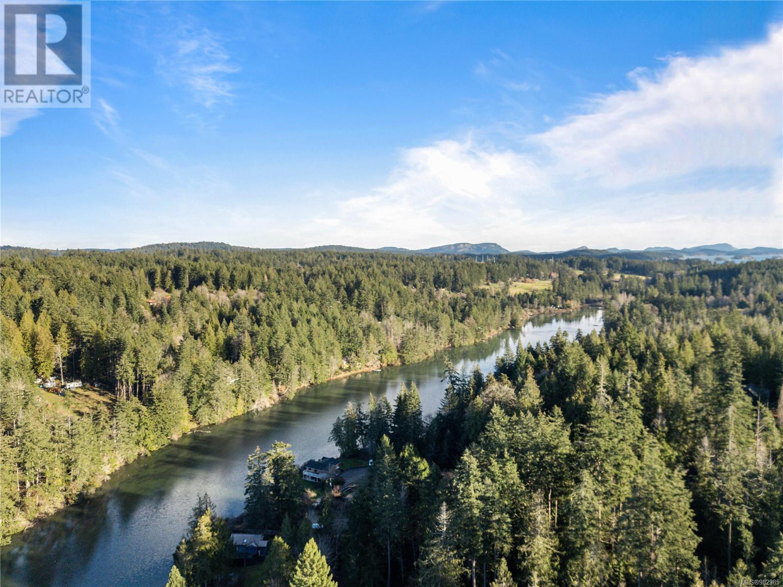 808 Rainbow Rd, Salt Spring