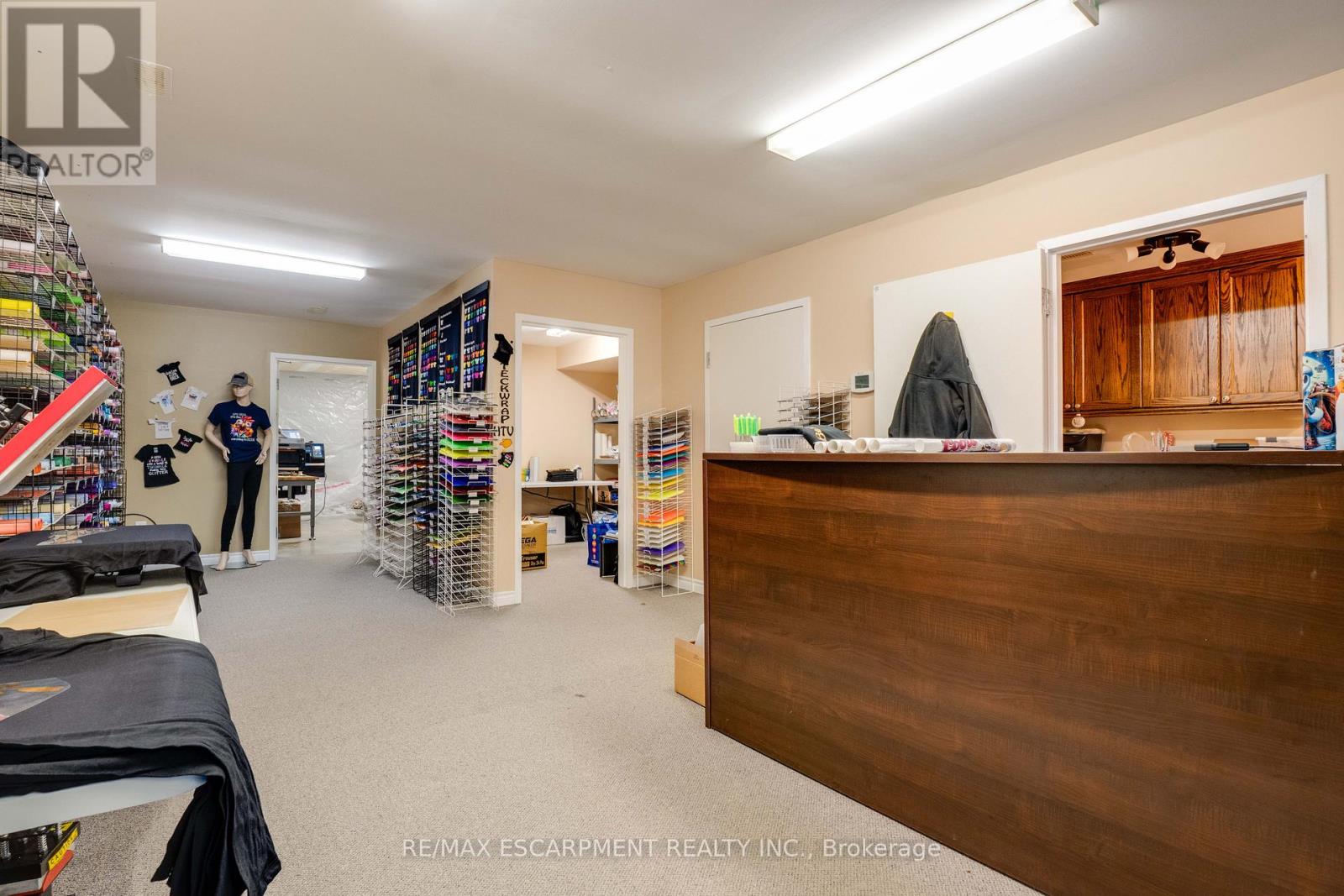 Photo 6 of 2 45 Dalkeith Drive, Brantford ON