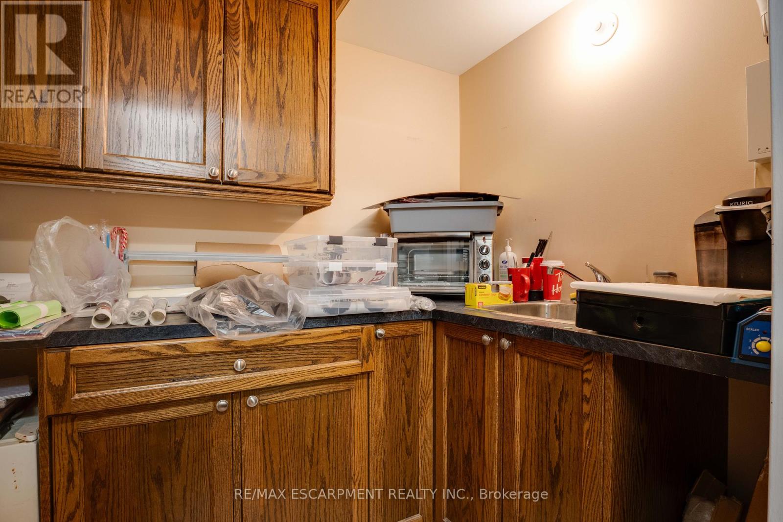 Photo 7 of 2 45 Dalkeith Drive, Brantford ON