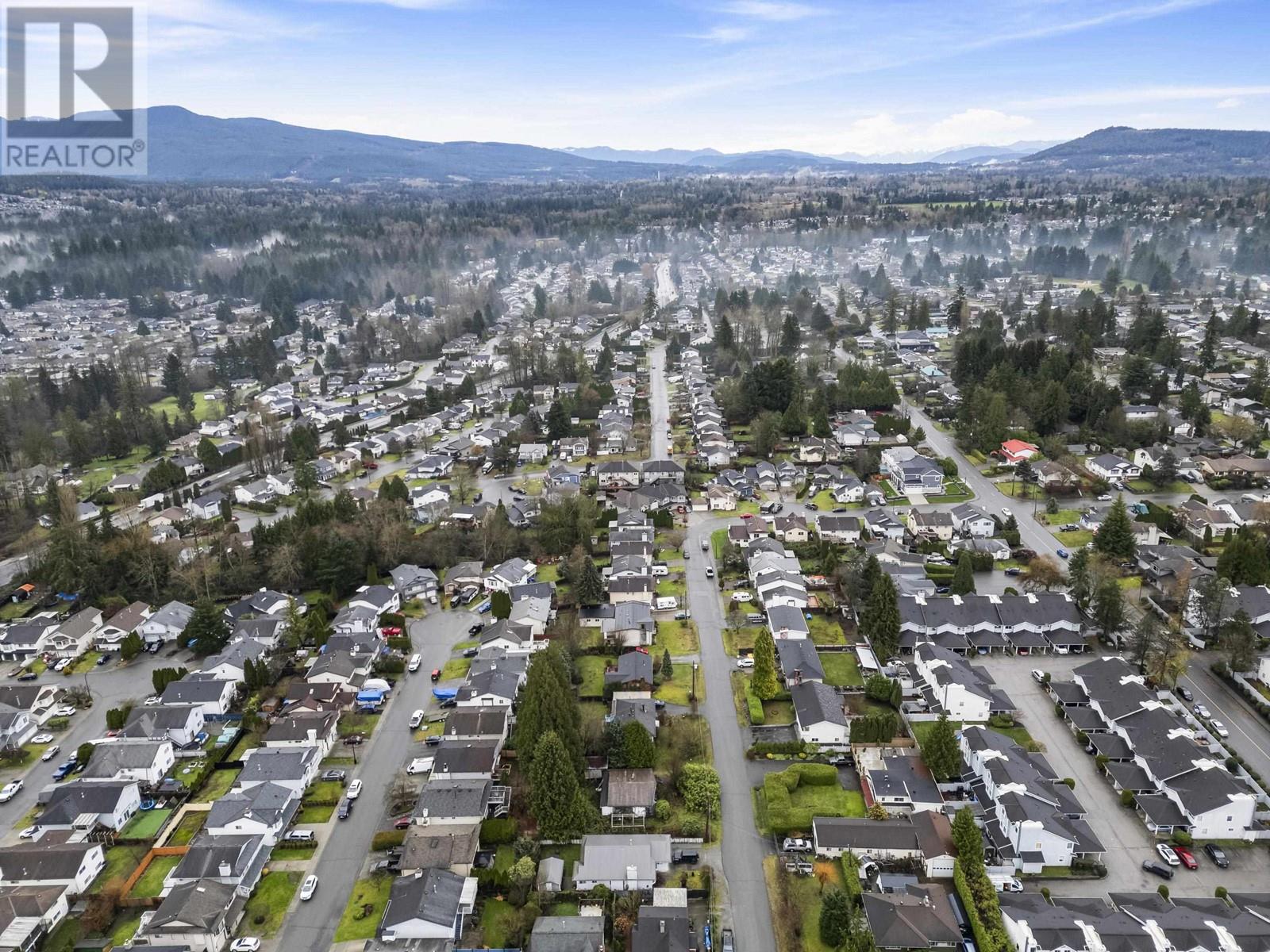 22421 STRENG AVENUE, Maple Ridge