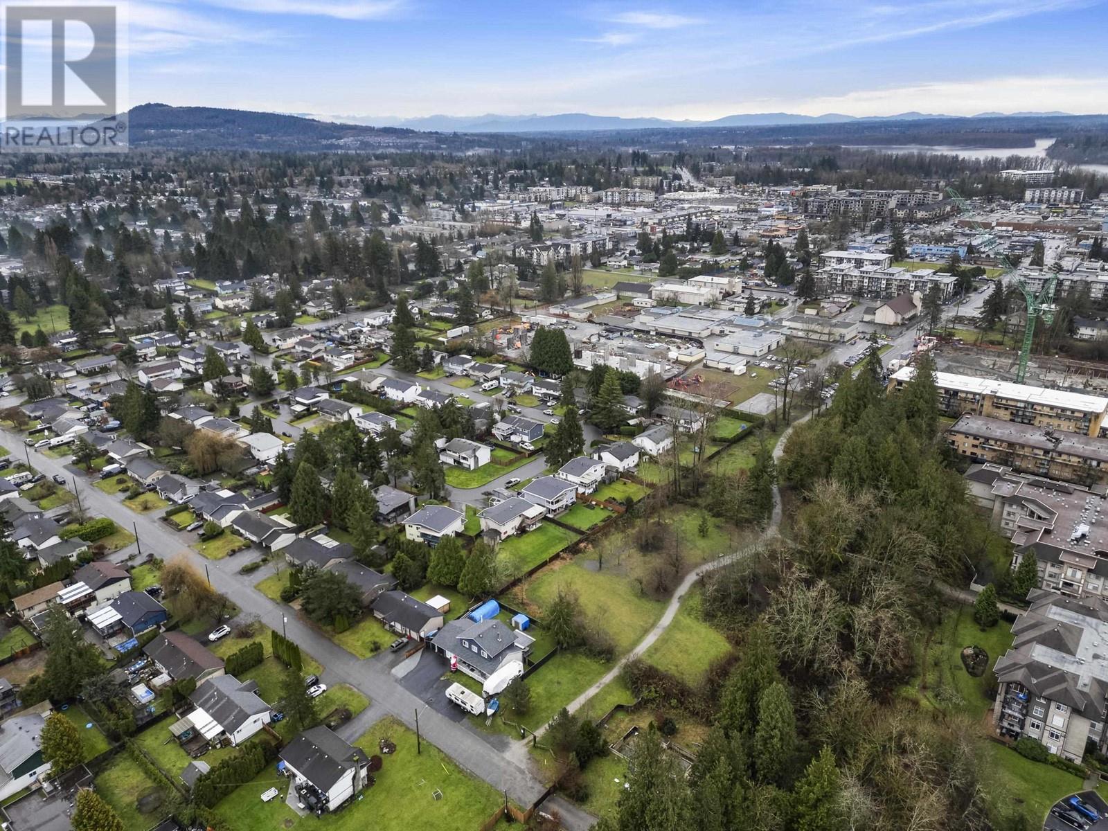 22421 STRENG AVENUE, Maple Ridge