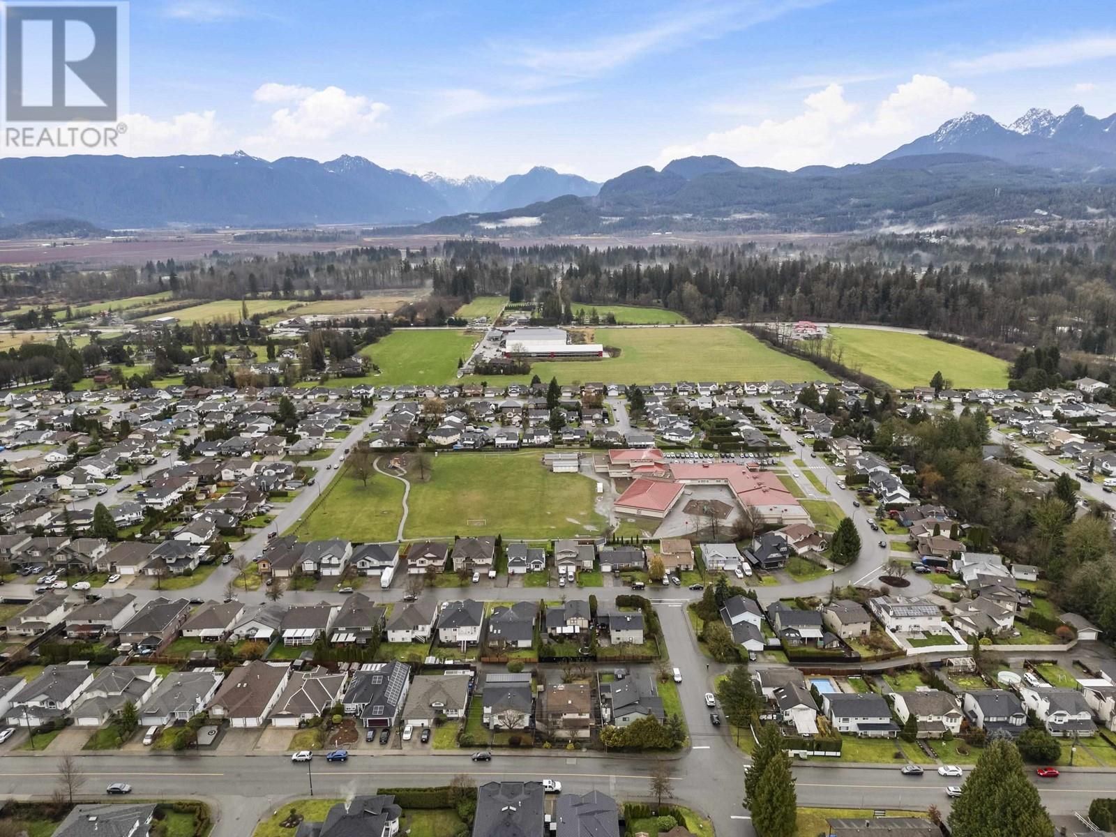 22421 STRENG AVENUE, Maple Ridge