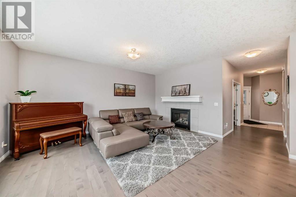 Single Family House for Sale in  Sherwood Street NW Sherwood Calgary 