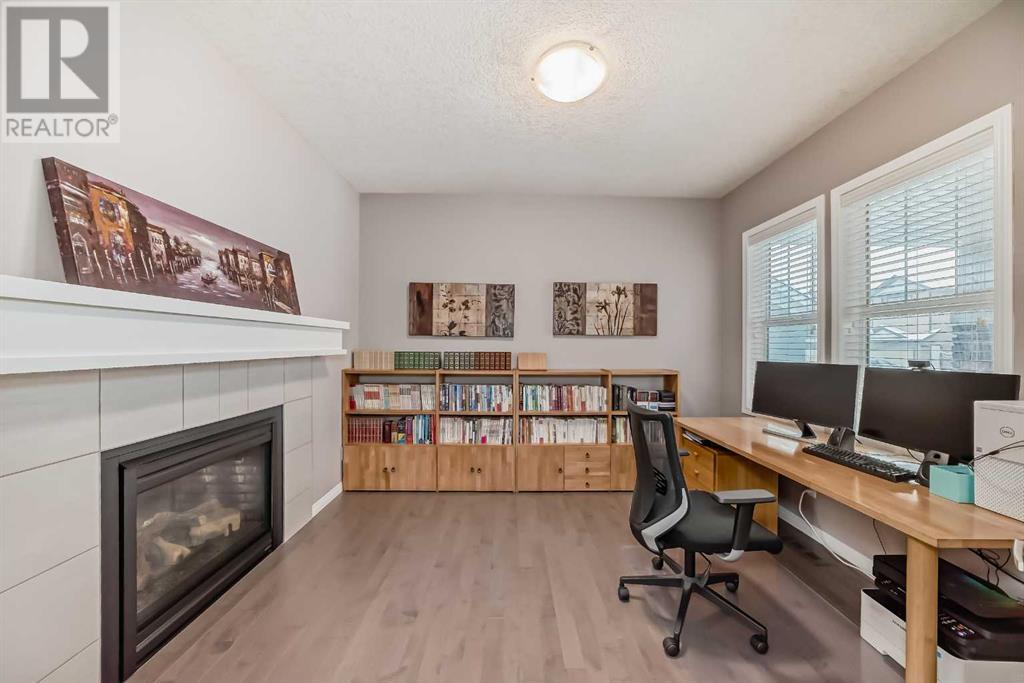 Single Family House for Sale in  Sherwood Street NW Sherwood Calgary 