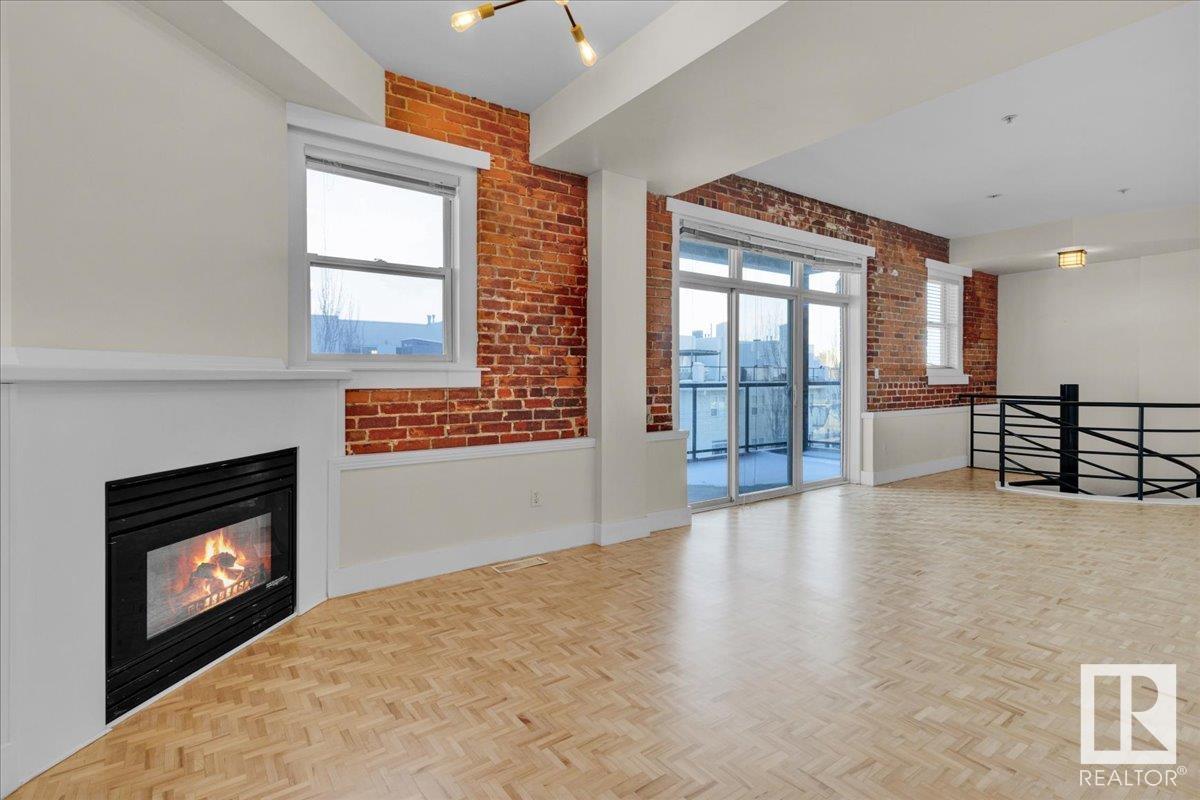 #406 10728 82 AV NW, Edmonton