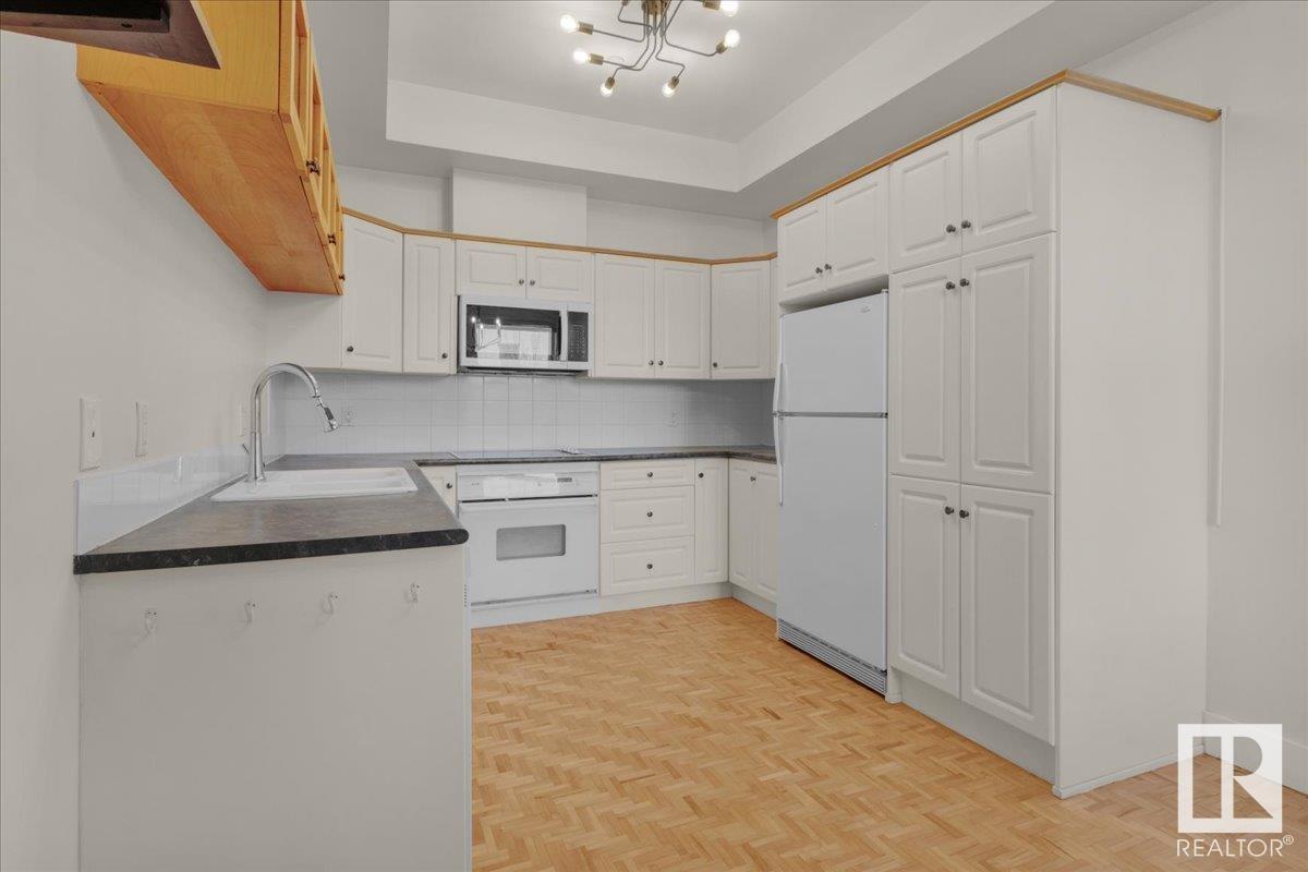 #406 10728 82 AV NW, Edmonton