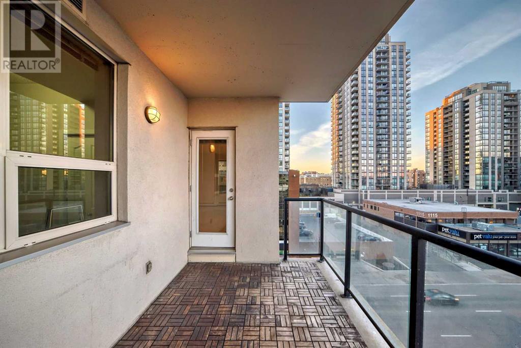 Single Family House High rise for Sale in    Street SW Beltline Calgary 