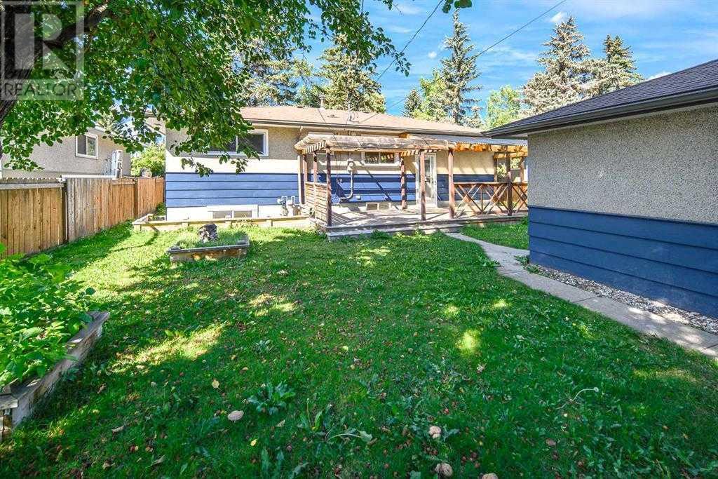 Single Family House Bungalow for Sale in  Brisebois Drive Brentwood Calgary 