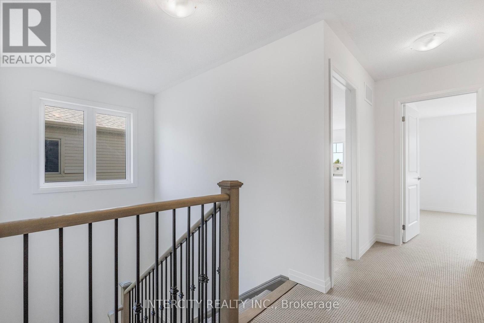 Photo 13 of 327 Quebec Street, Clearview ON