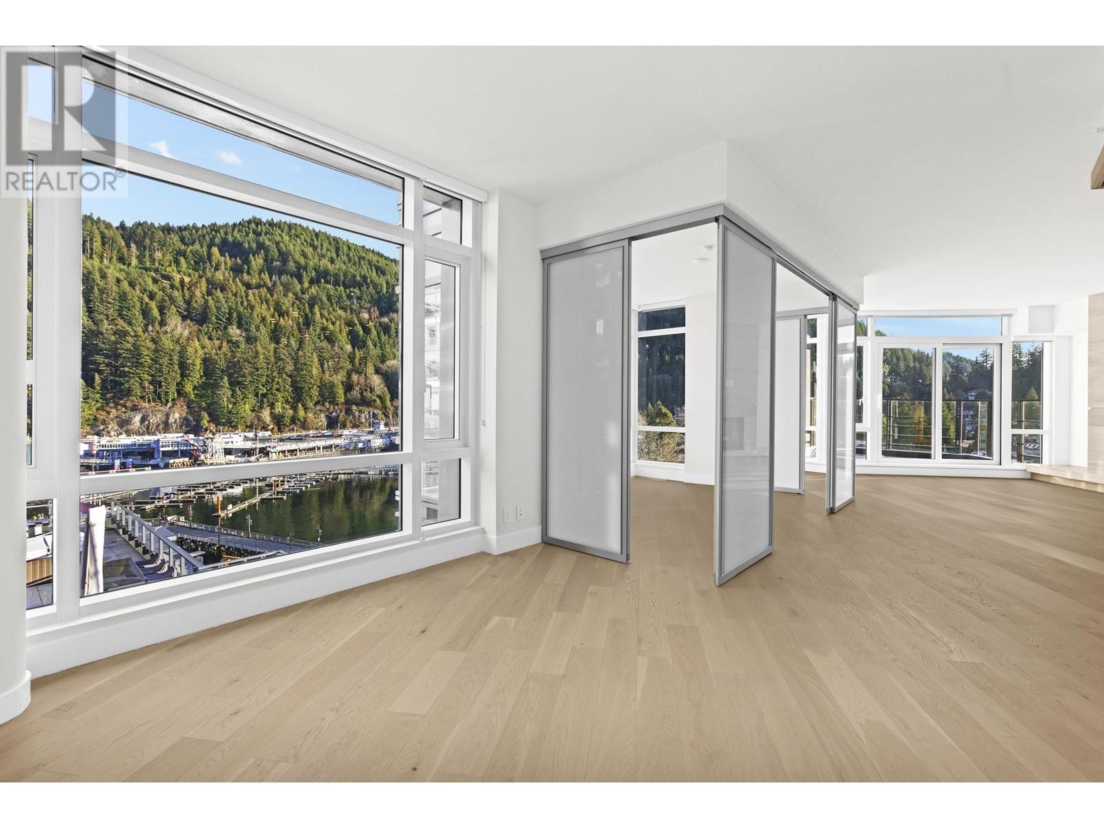 701 6687 NELSON AVENUE, West Vancouver real estate listing R2951446