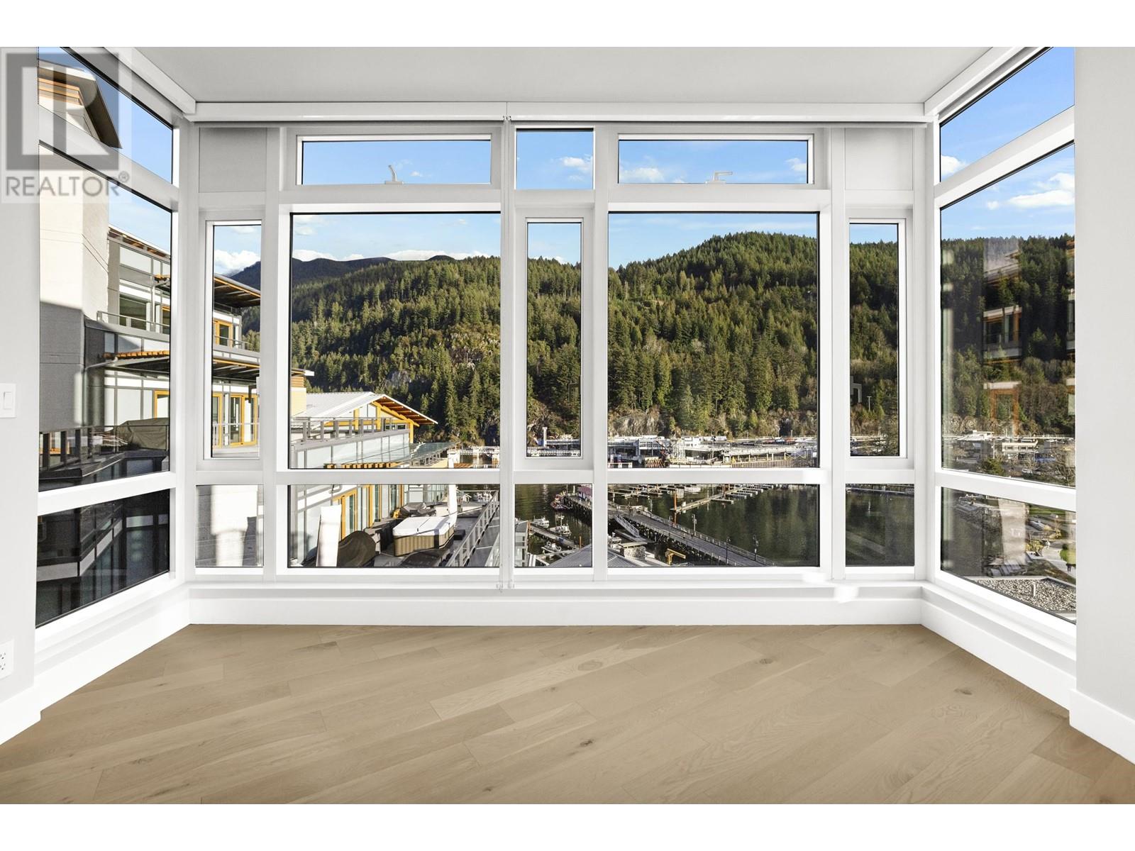 701 6687 NELSON AVENUE, West Vancouver real estate listing R2951446
