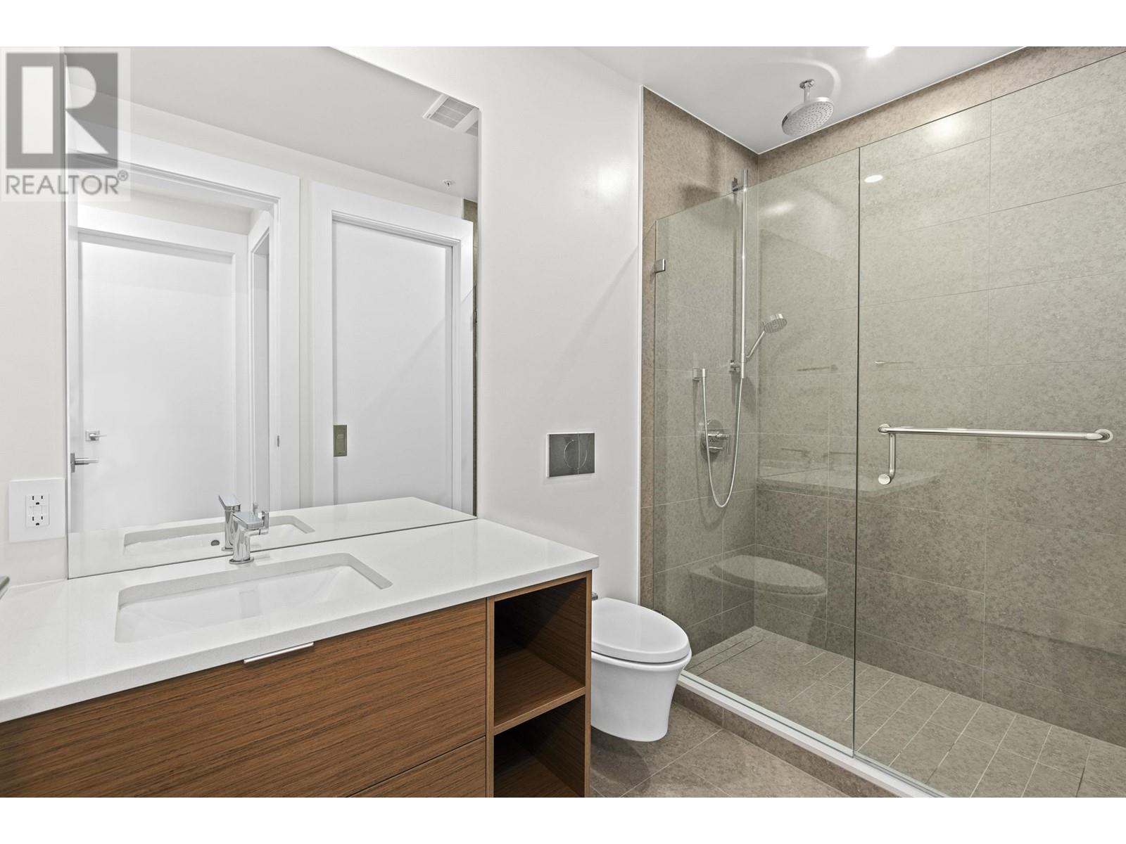 701 6687 NELSON AVENUE, West Vancouver real estate listing R2951446