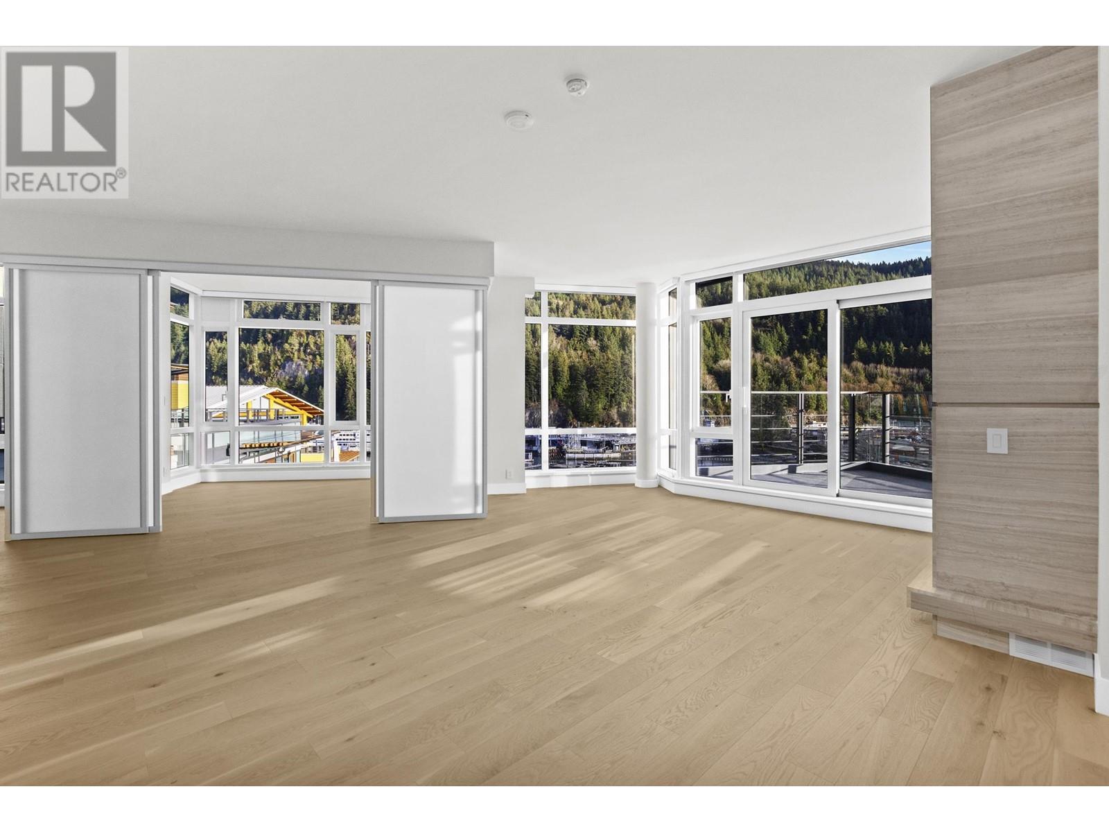 701 6687 NELSON AVENUE, West Vancouver real estate listing R2951446