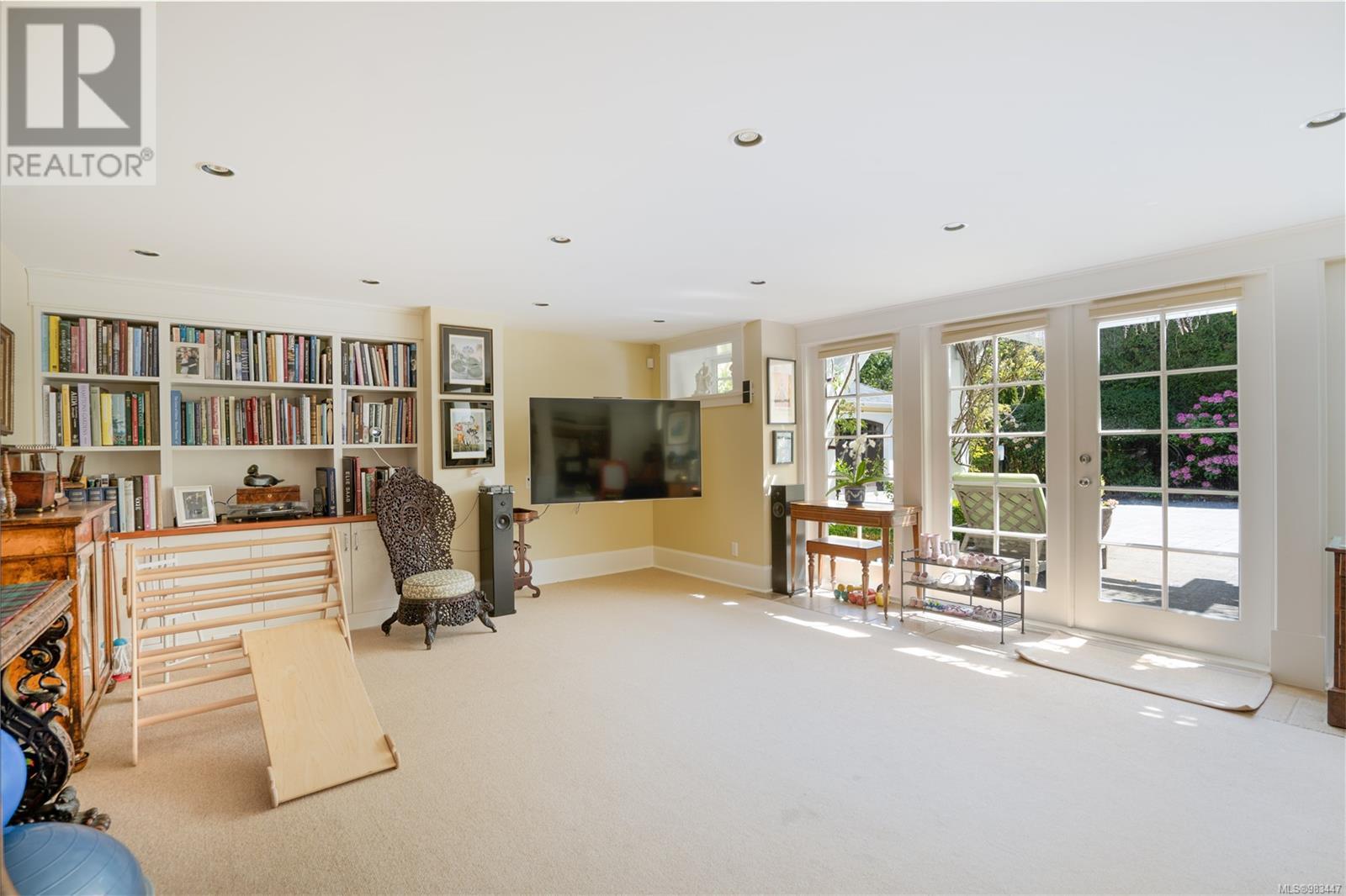 Photo 45 of 2970 Rutland Rd, Oak Bay BC