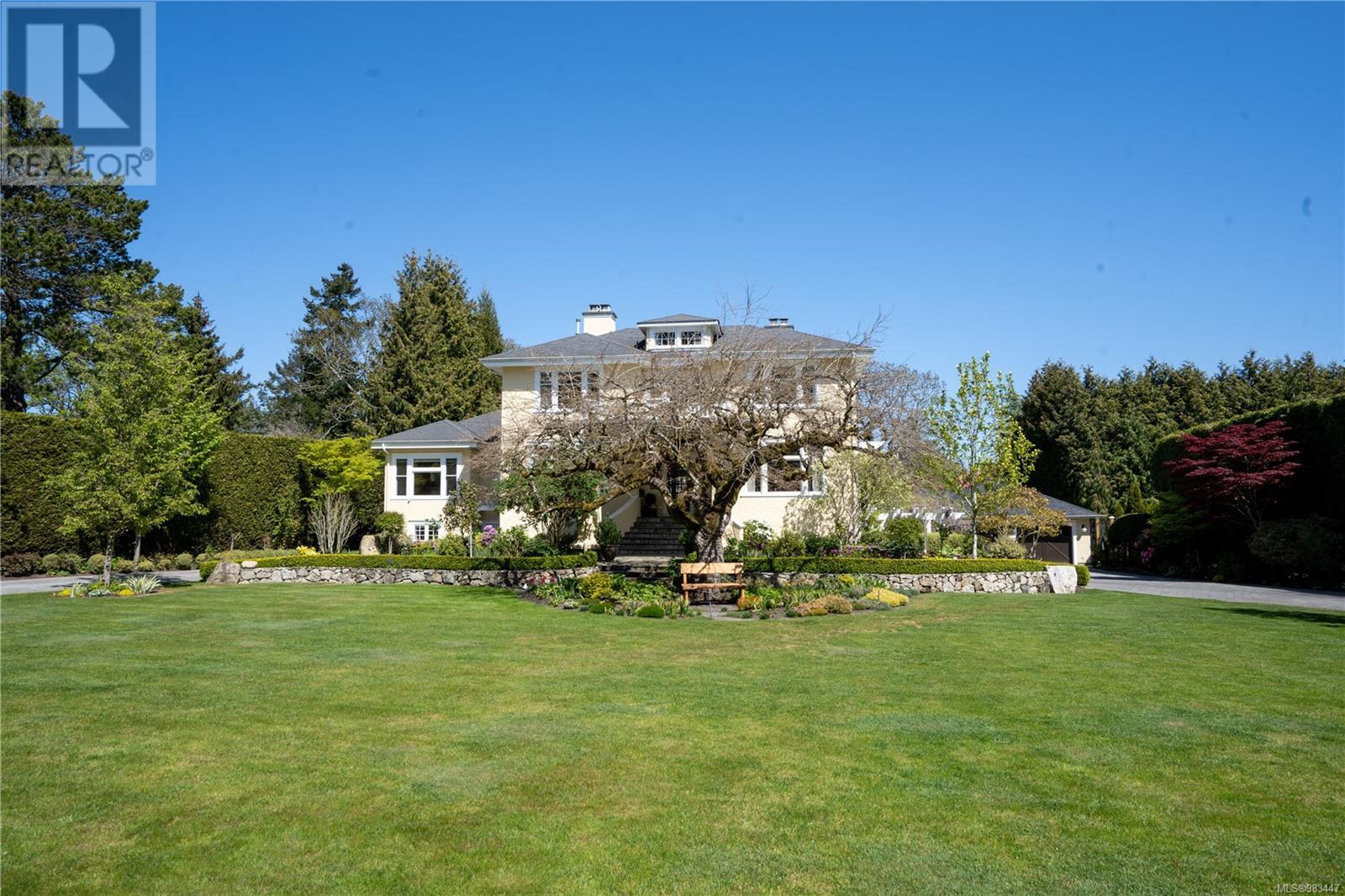 Photo 69 of 2970 Rutland Rd, Oak Bay BC