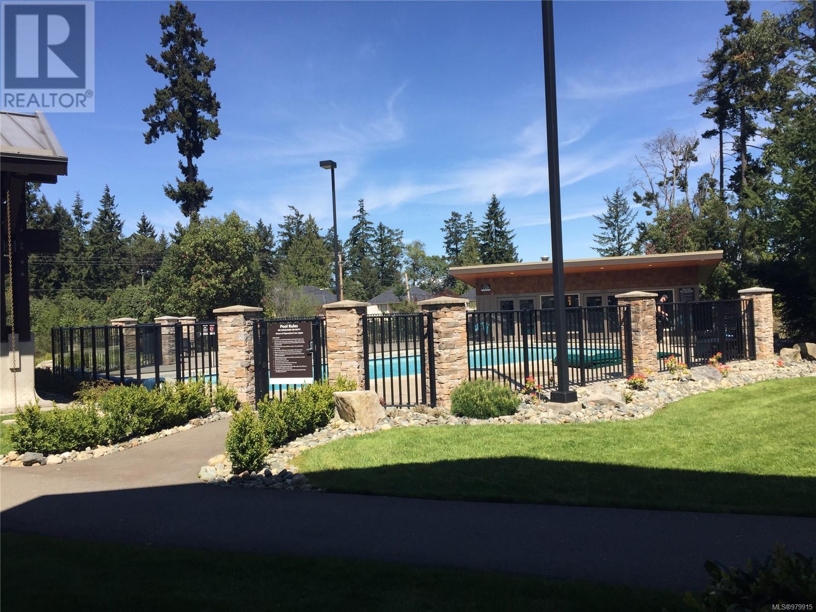 106 1175 Resort Dr, Parksville real estate listing 979915