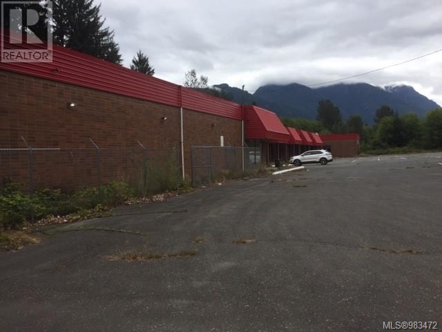 Photo 36 of 641 Kelsey Way, Sayward BC
