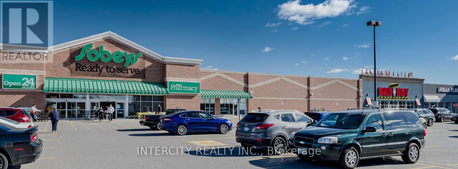 Photo 1 of W 210 1615 Dundas Street E, Whitby ON