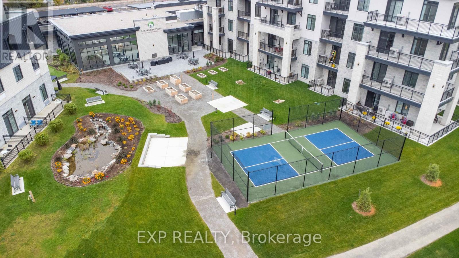 Photo 10 of 215 31 Eric Devlin Lane, Perth ON