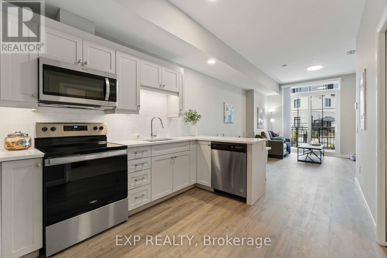 Photo 5 of 215 31 Eric Devlin Lane, Perth ON