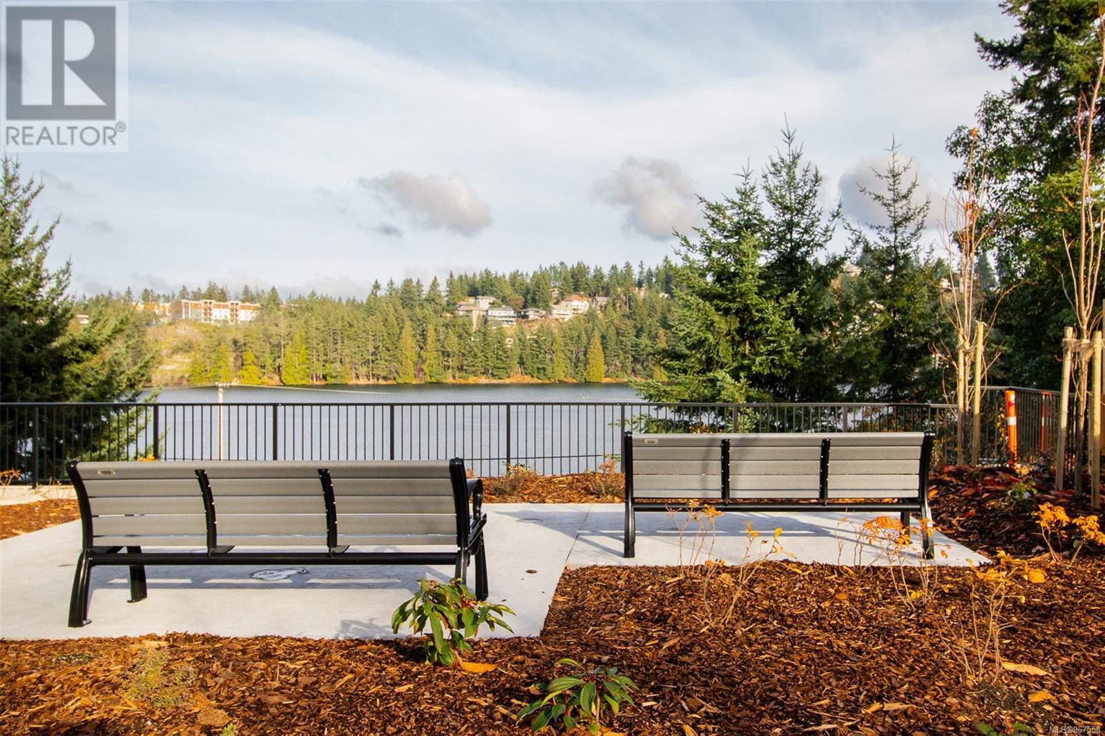 Photo 8 of 205 4474 Wellington Rd, Nanaimo BC