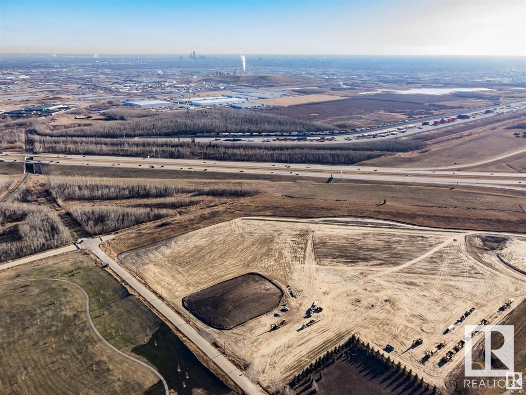 18403 137 AV NW, Edmonton