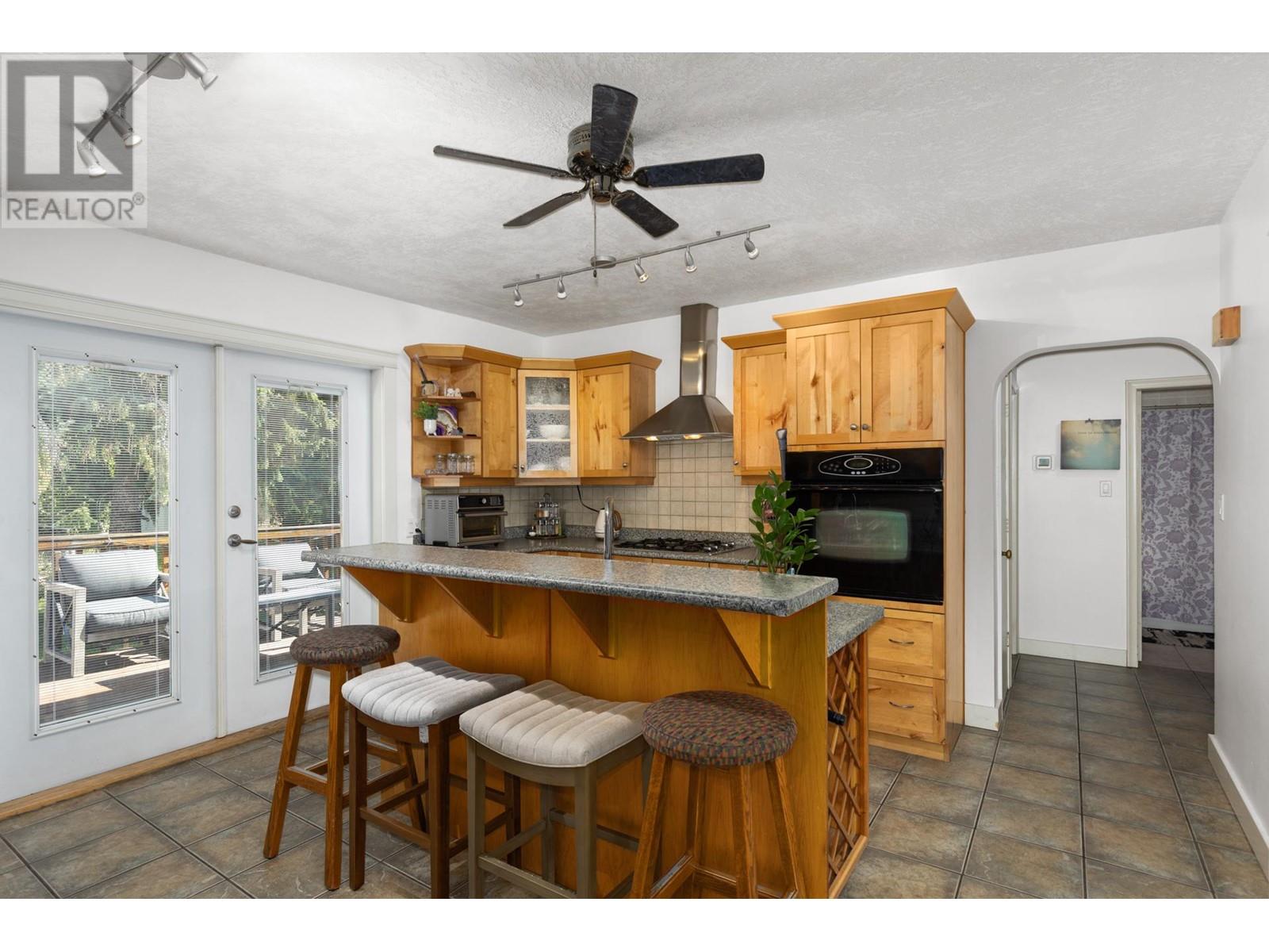 8407 Postill Drive, Coldstream