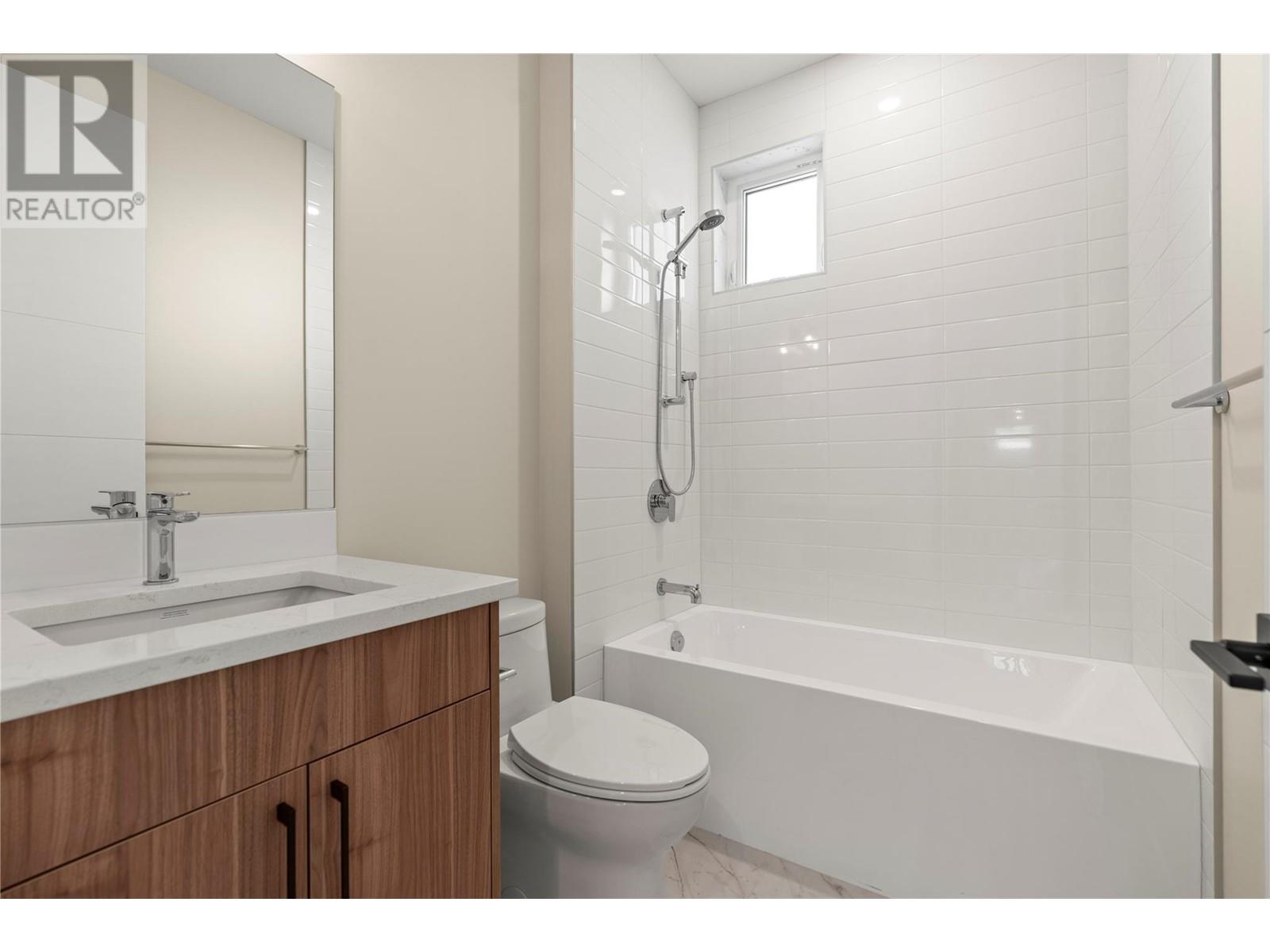 #1 3907 26 STREET - Image 9