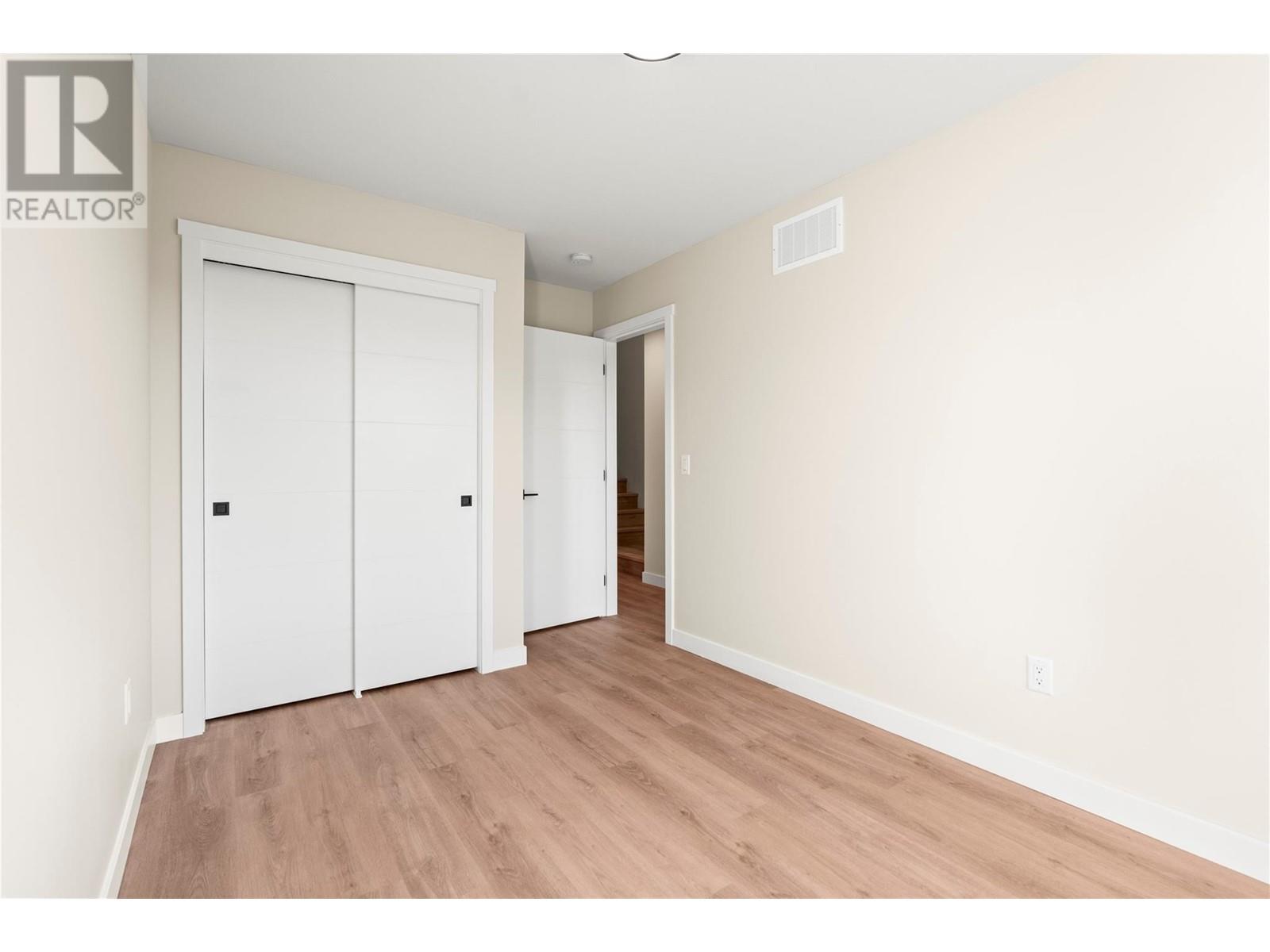 #1 3907 26 STREET - Image 26