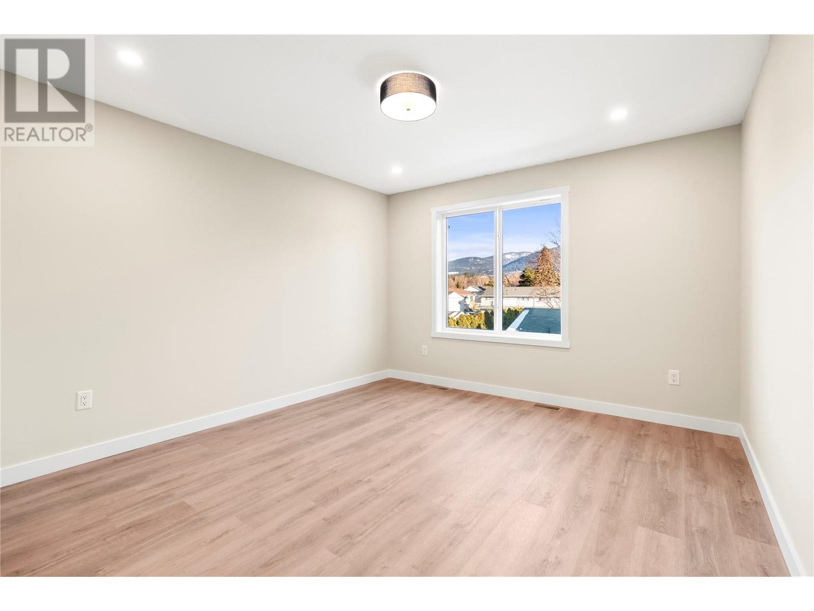 #1 3907 26 STREET - Image 15