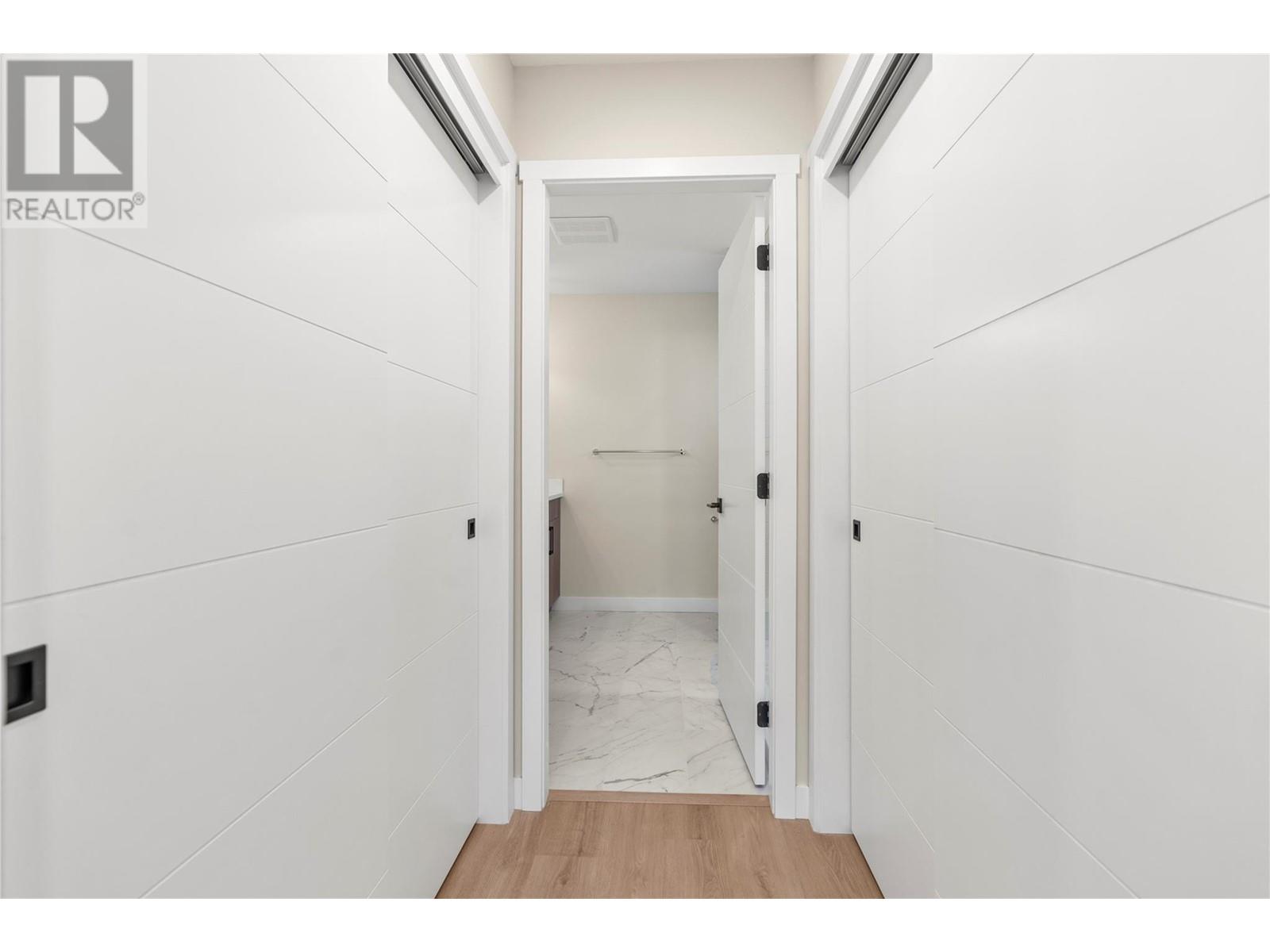 #1 3907 26 STREET - Image 17