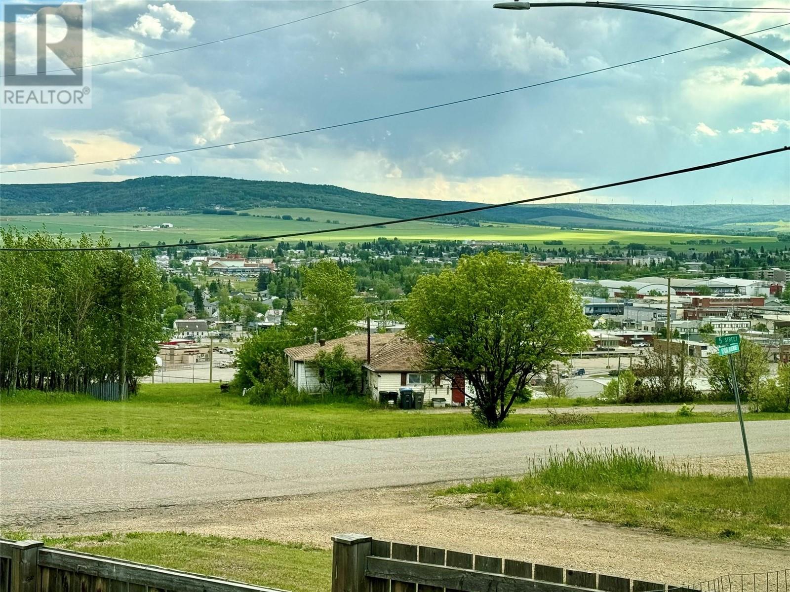 420 100A Avenue, Dawson Creek