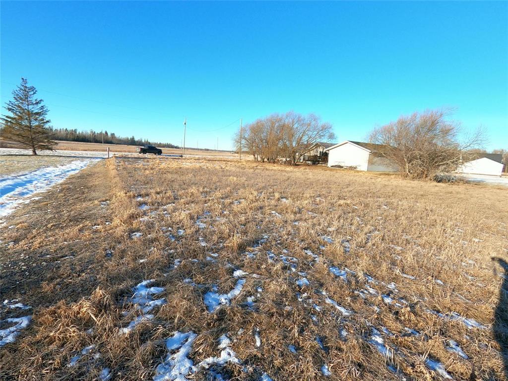 Photo 5 of 2 Sandstone Crescent, Arnes MB