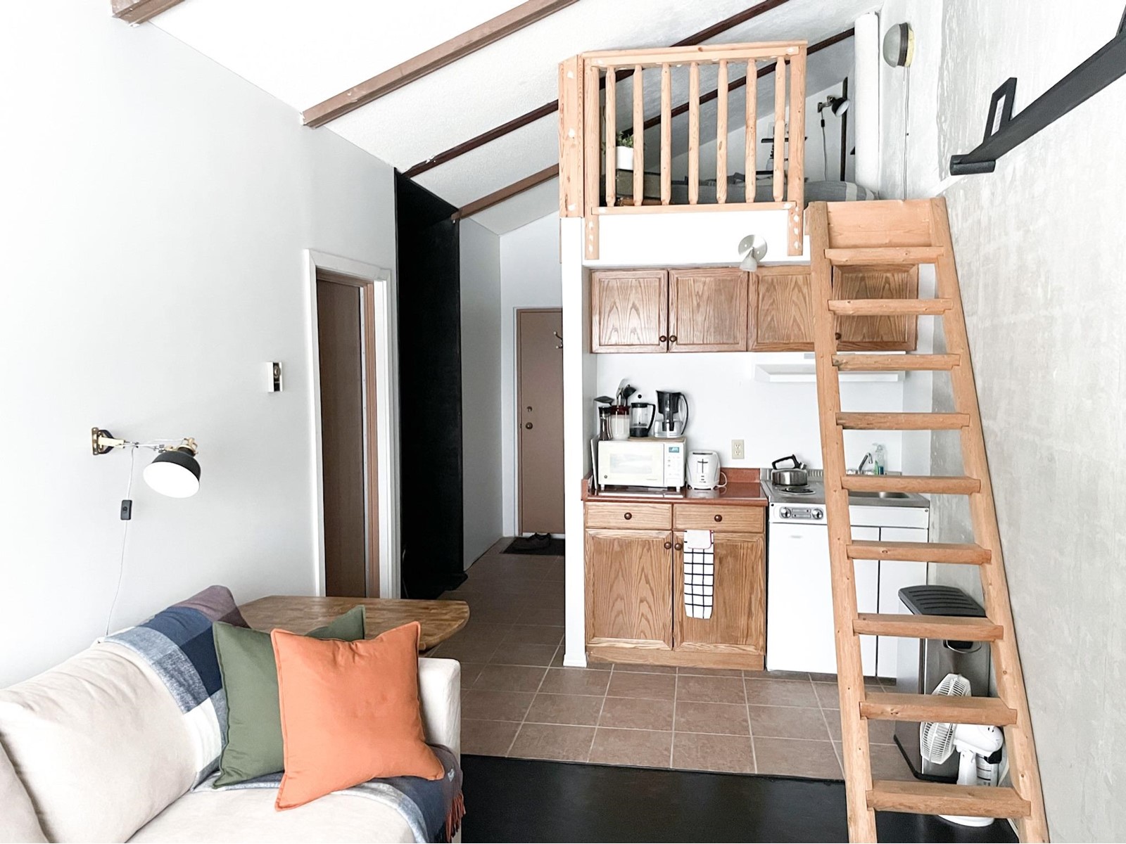 404A 21000 ENZIAN WAY, Mission real estate listing R2949289