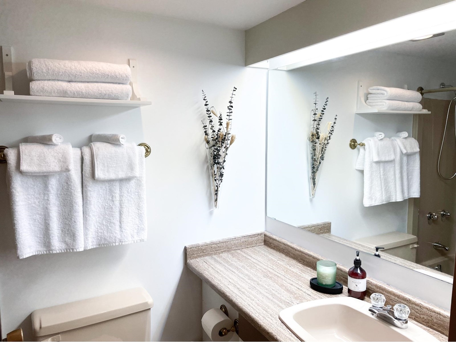 404A 21000 ENZIAN WAY, Mission real estate listing R2949289