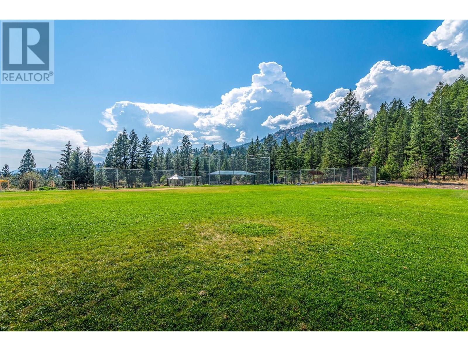  10523 Westshore Road, Vernon