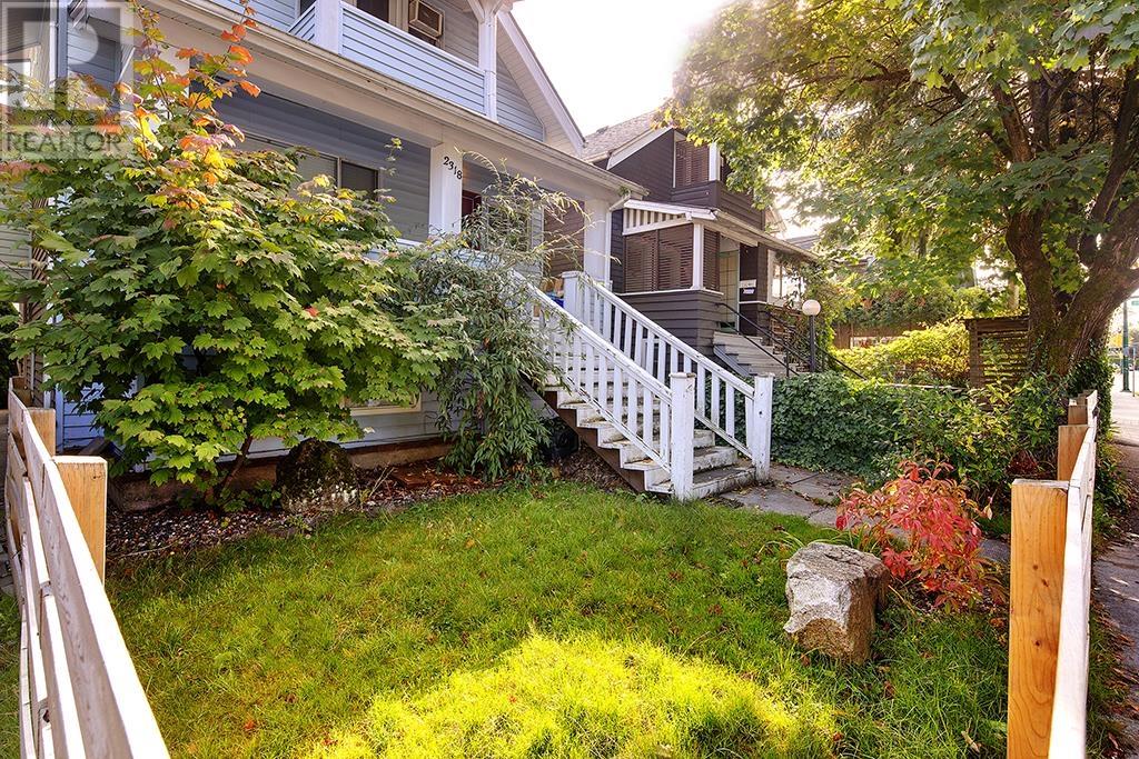 Photo 3 of 2318 Macdonald Street, Vancouver BC
