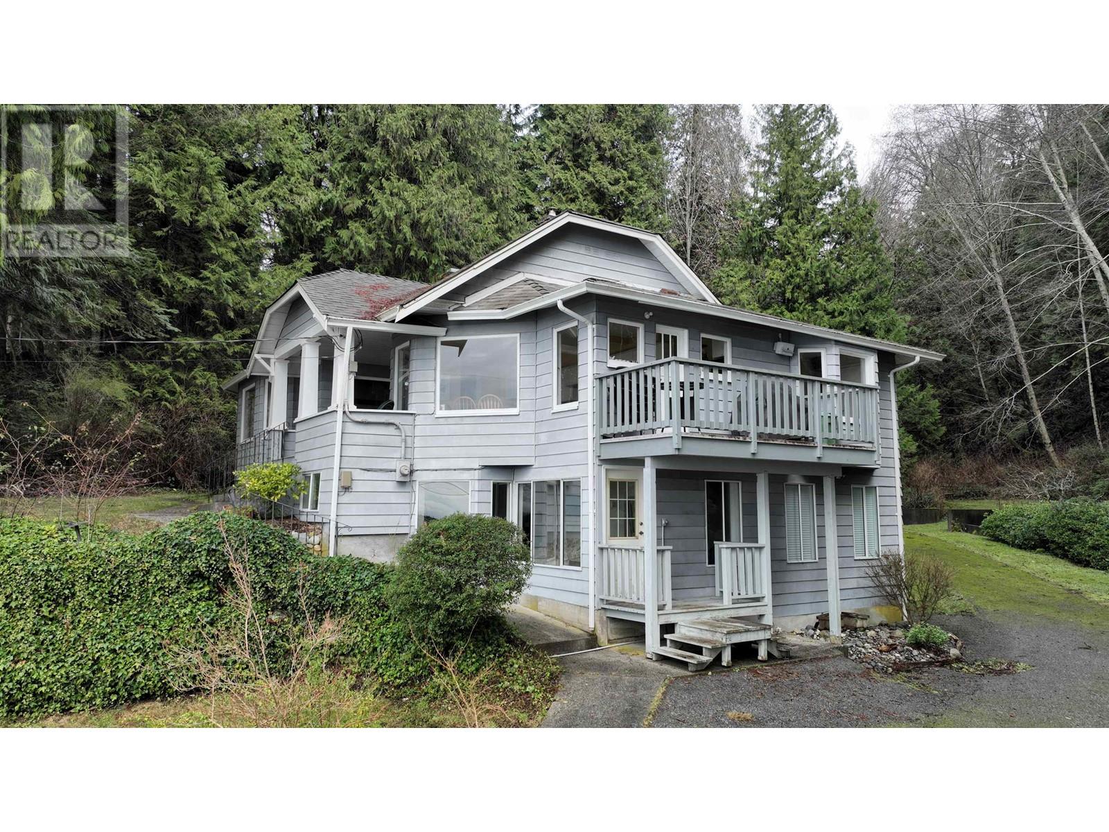 1730 OCEAN BEACH ESPLANADE, Gibsons