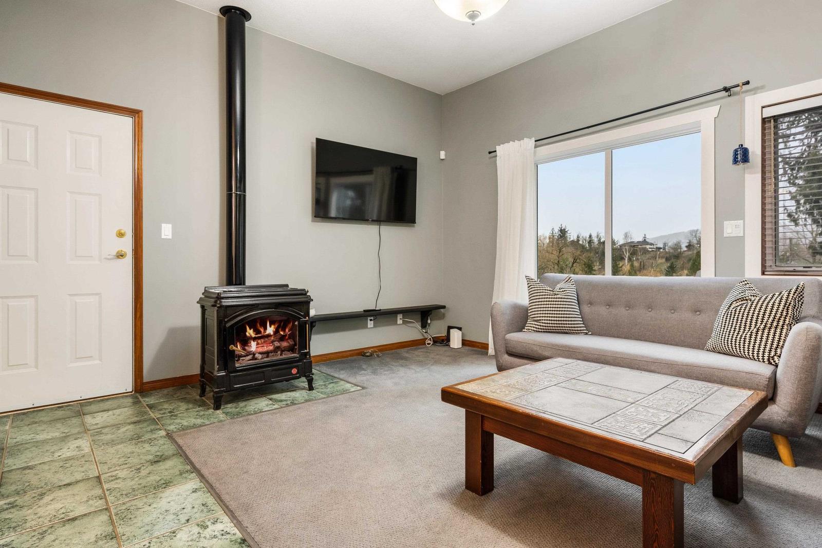 42160 MAJUBA HILL ROAD, Majuba Hill, Chilliwack real estate listing R2951934