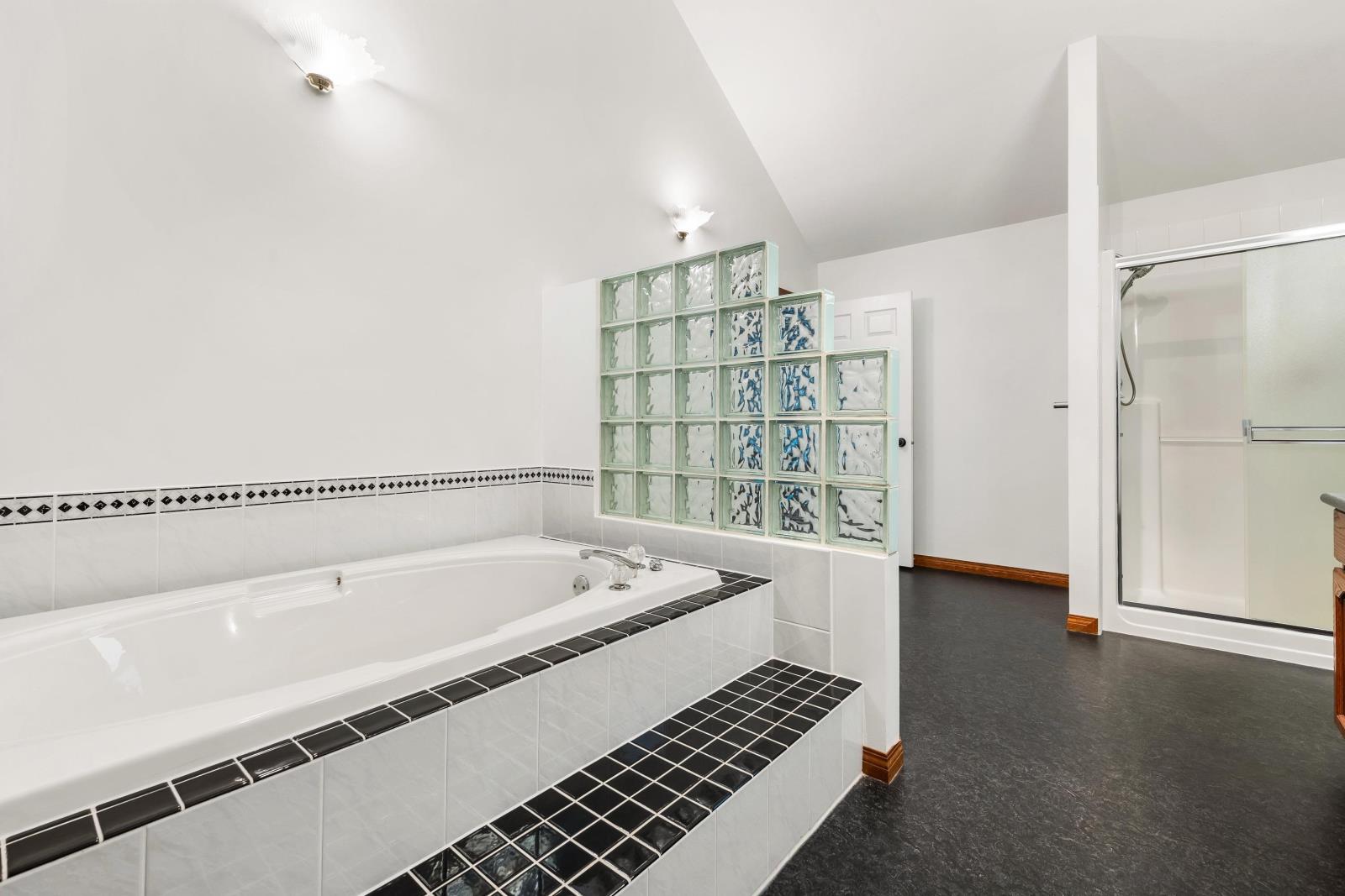 42160 MAJUBA HILL ROAD, Majuba Hill, Chilliwack real estate listing R2951934