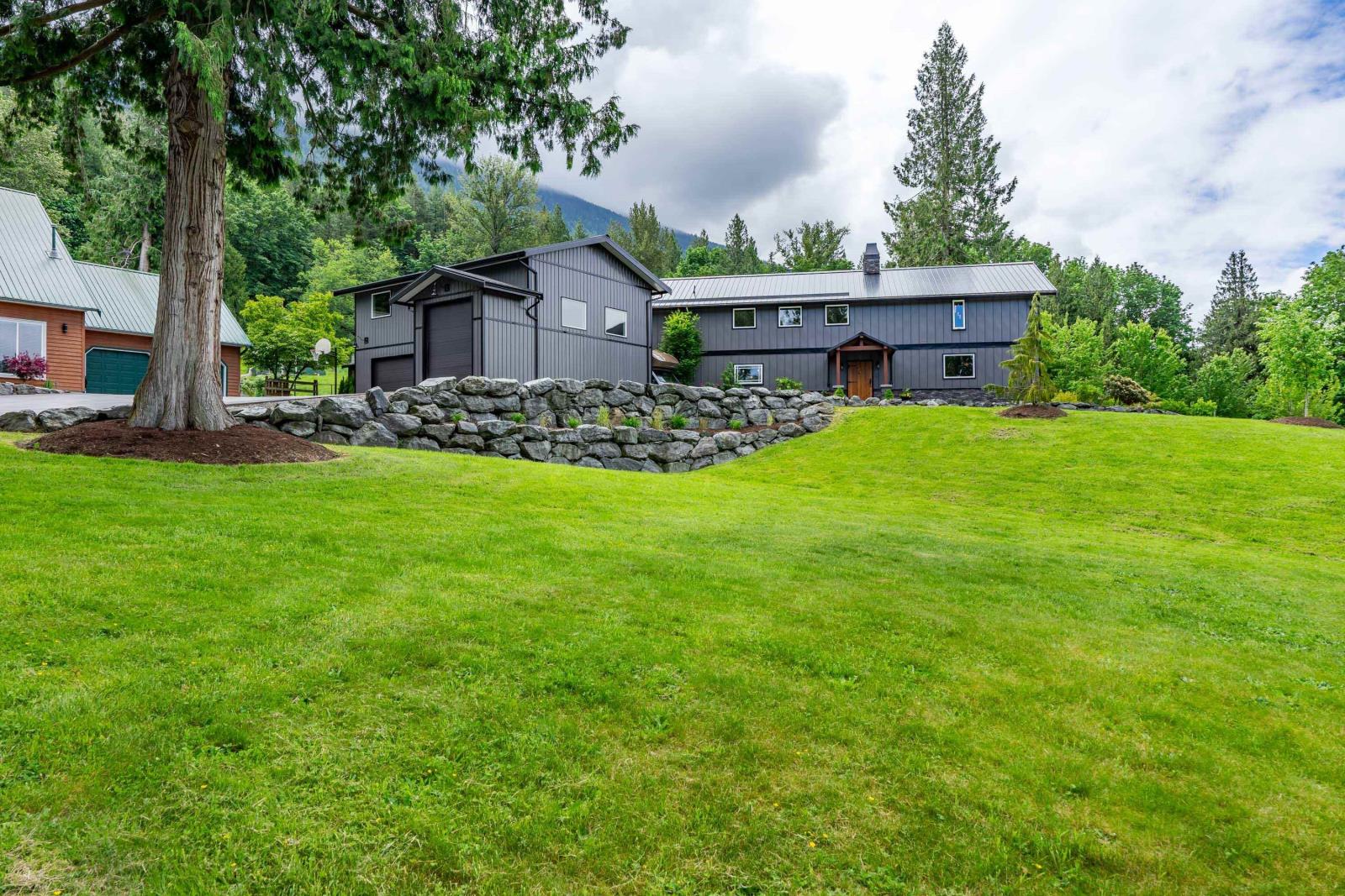 42160 MAJUBA HILL ROAD, Majuba Hill, Chilliwack real estate listing R2951934