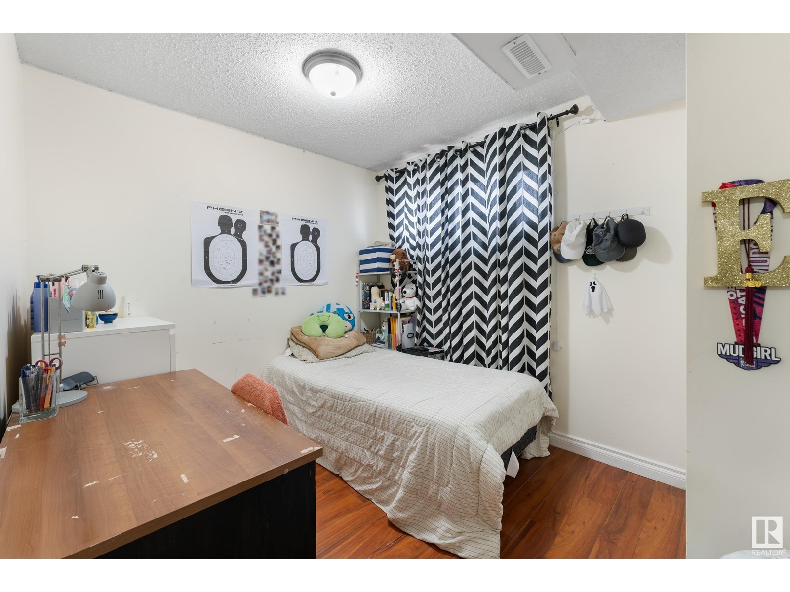 1498 Lakewood RD NW, Edmonton