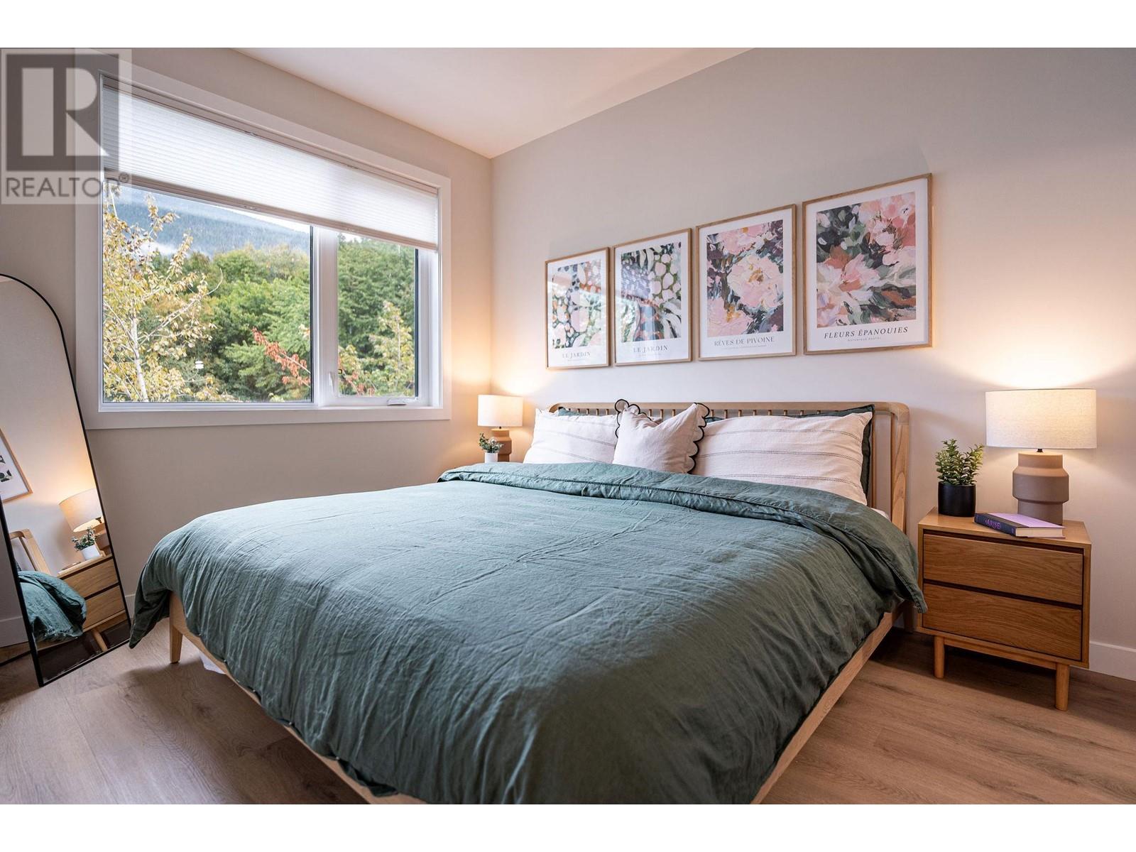 1207 Third Street, Revelstoke