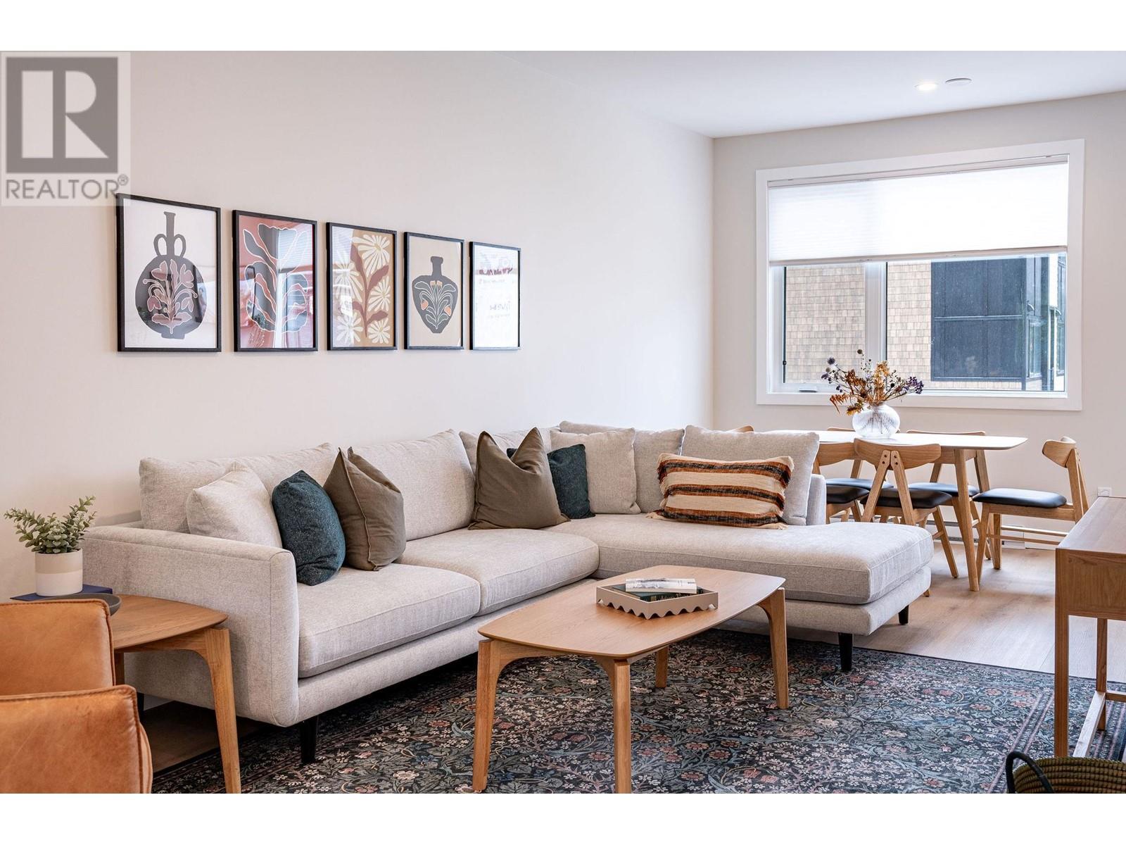 1207 Third Street, Revelstoke