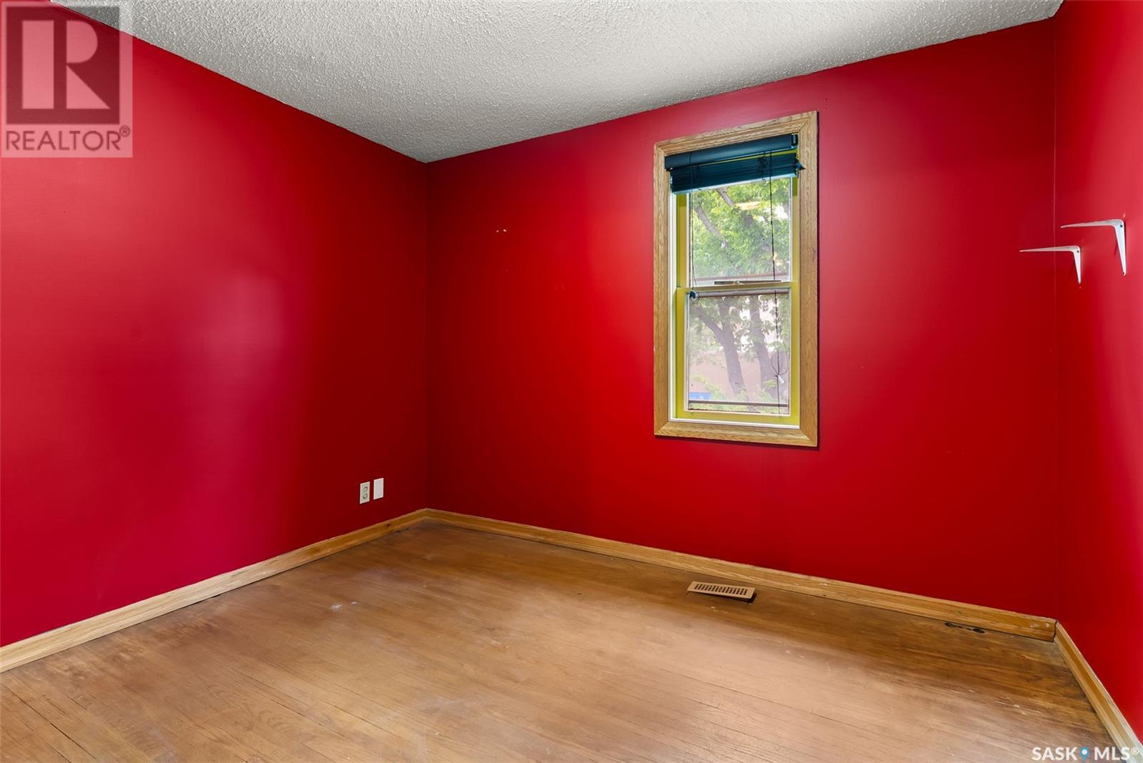 Photo 23 of 2062 Cornwall Street, Regina SK