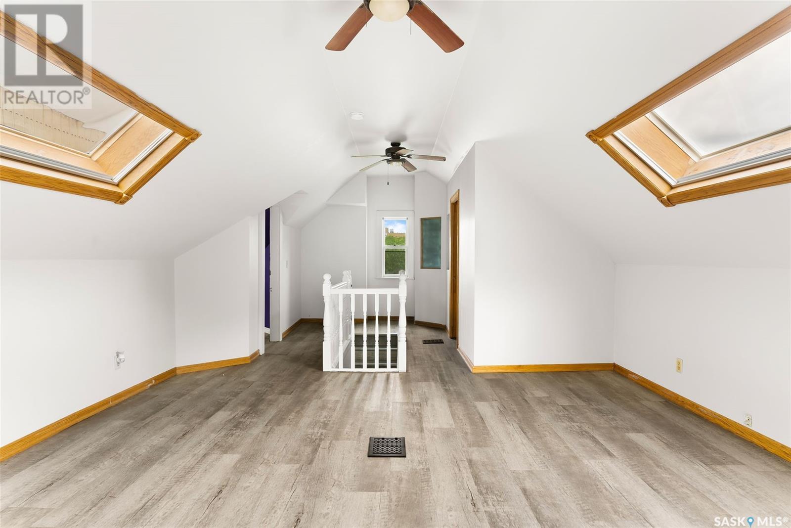 Photo 33 of 2062 Cornwall Street, Regina SK